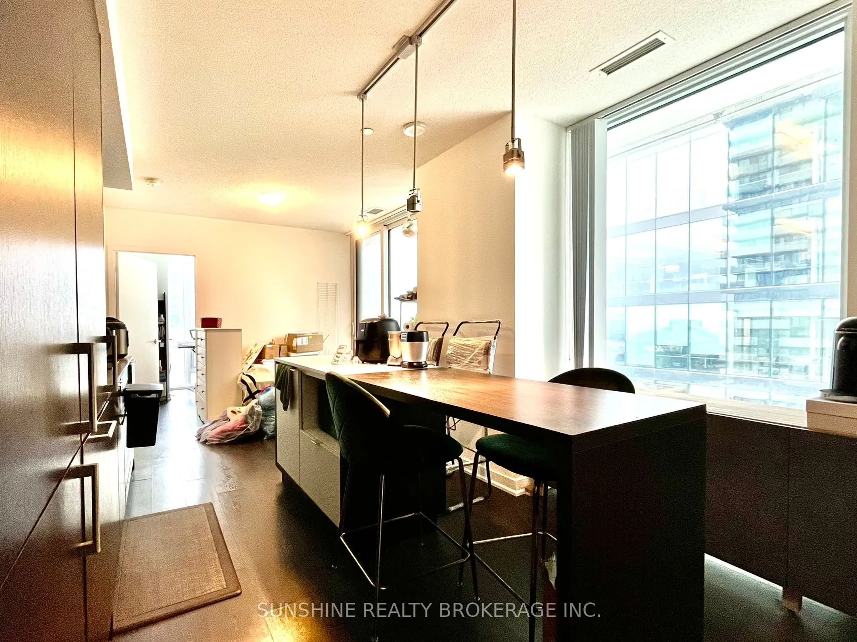 100 Harbour Street, #3810