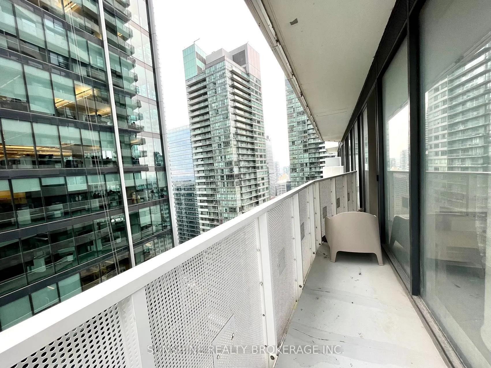 100 Harbour Street, #3810
