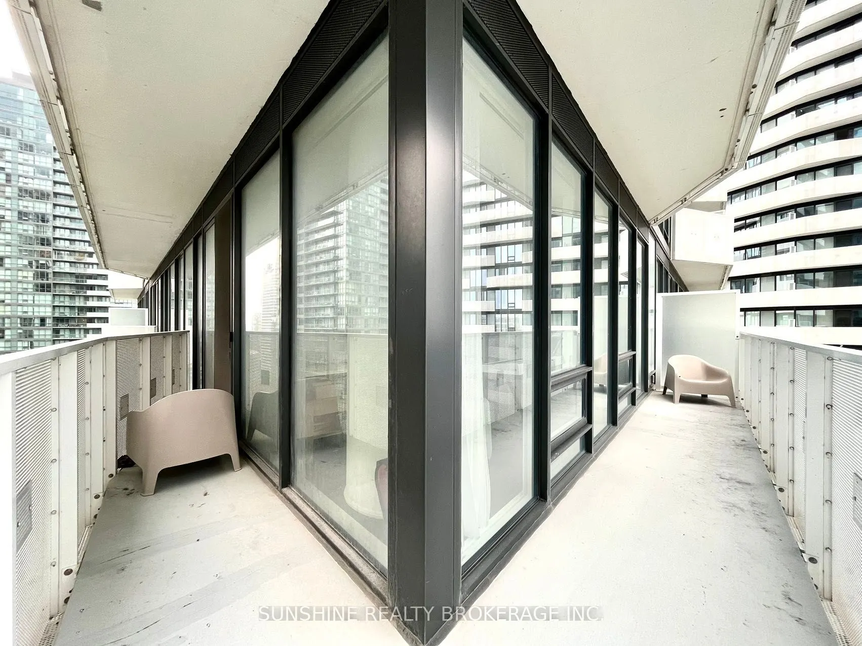 100 Harbour Street, #3810
