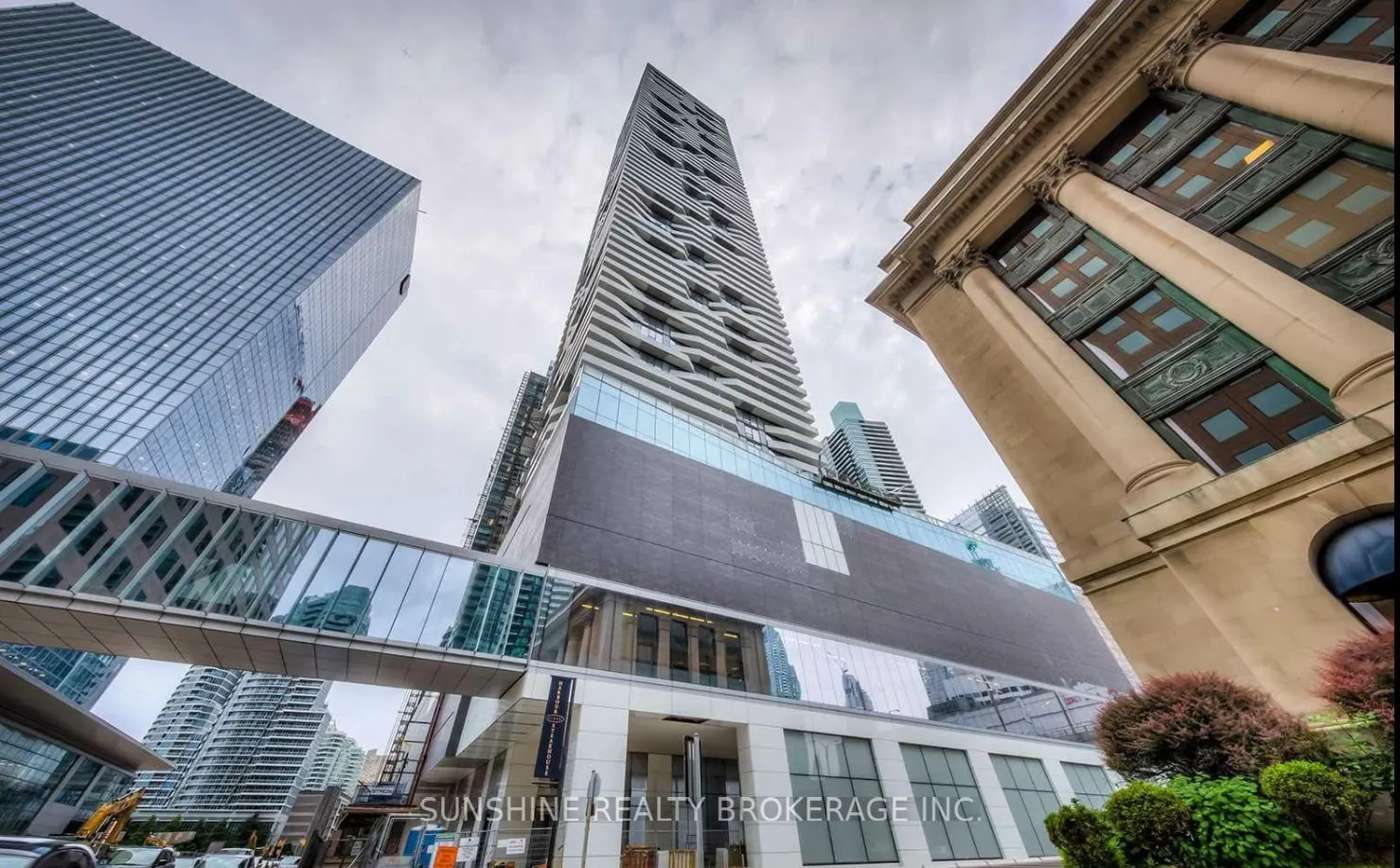 100 Harbour Street, #3810