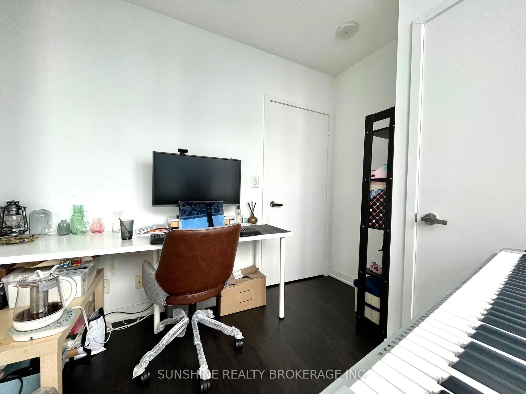 100 Harbour Street, #3810