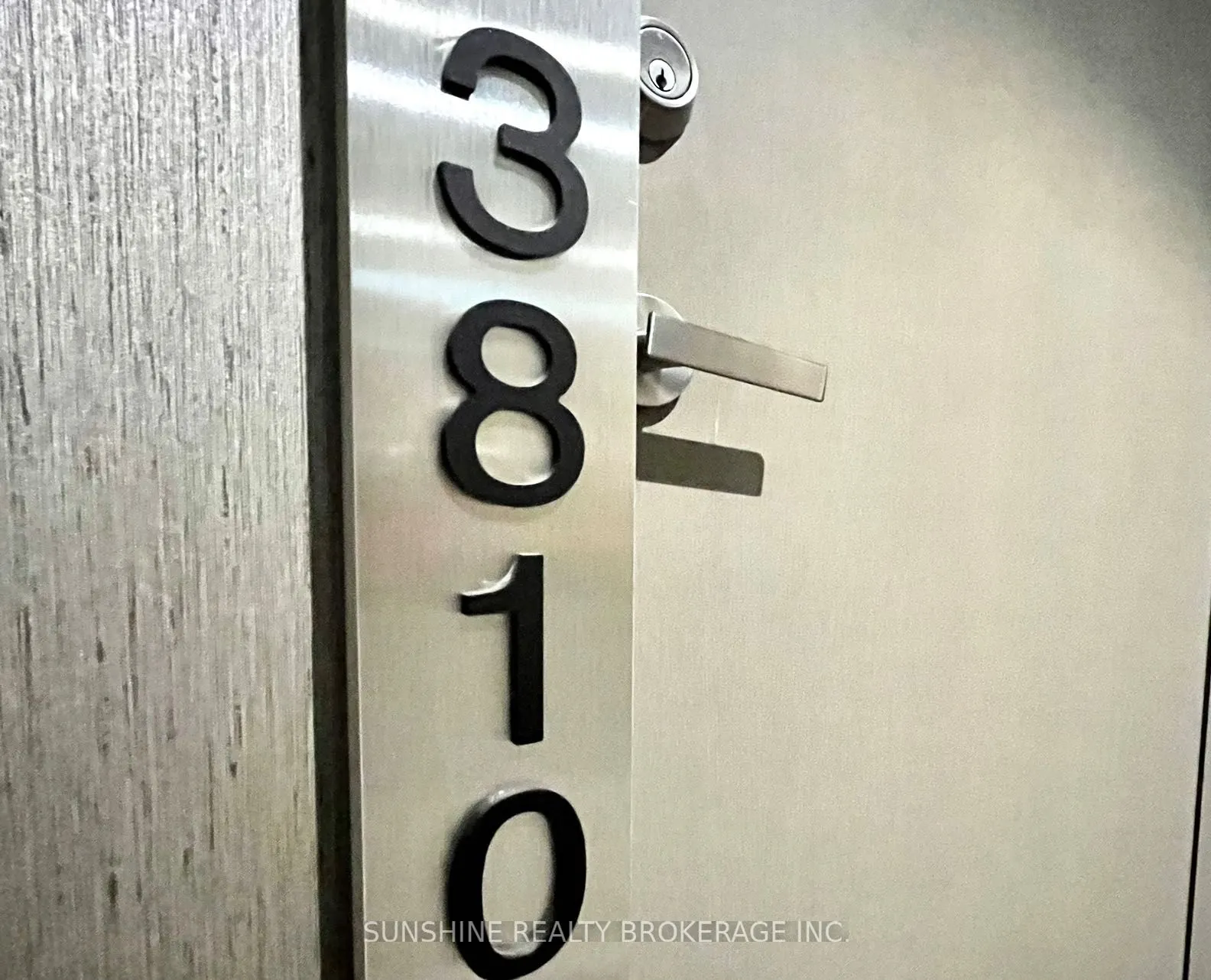 100 Harbour Street, #3810