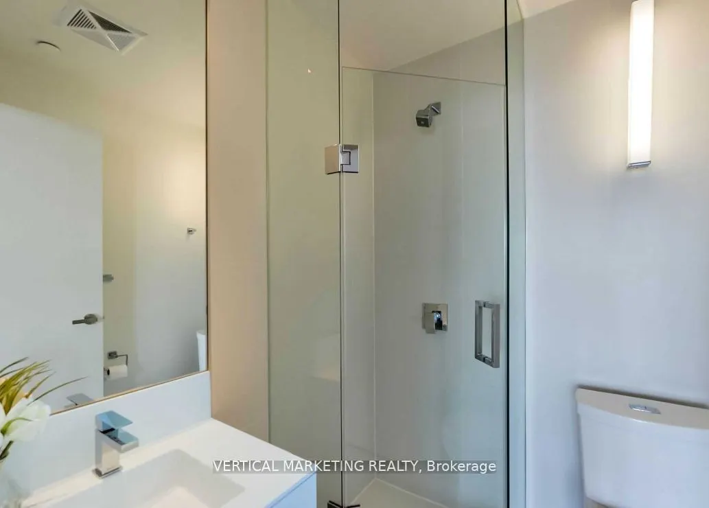 125 Peter Street, #3302