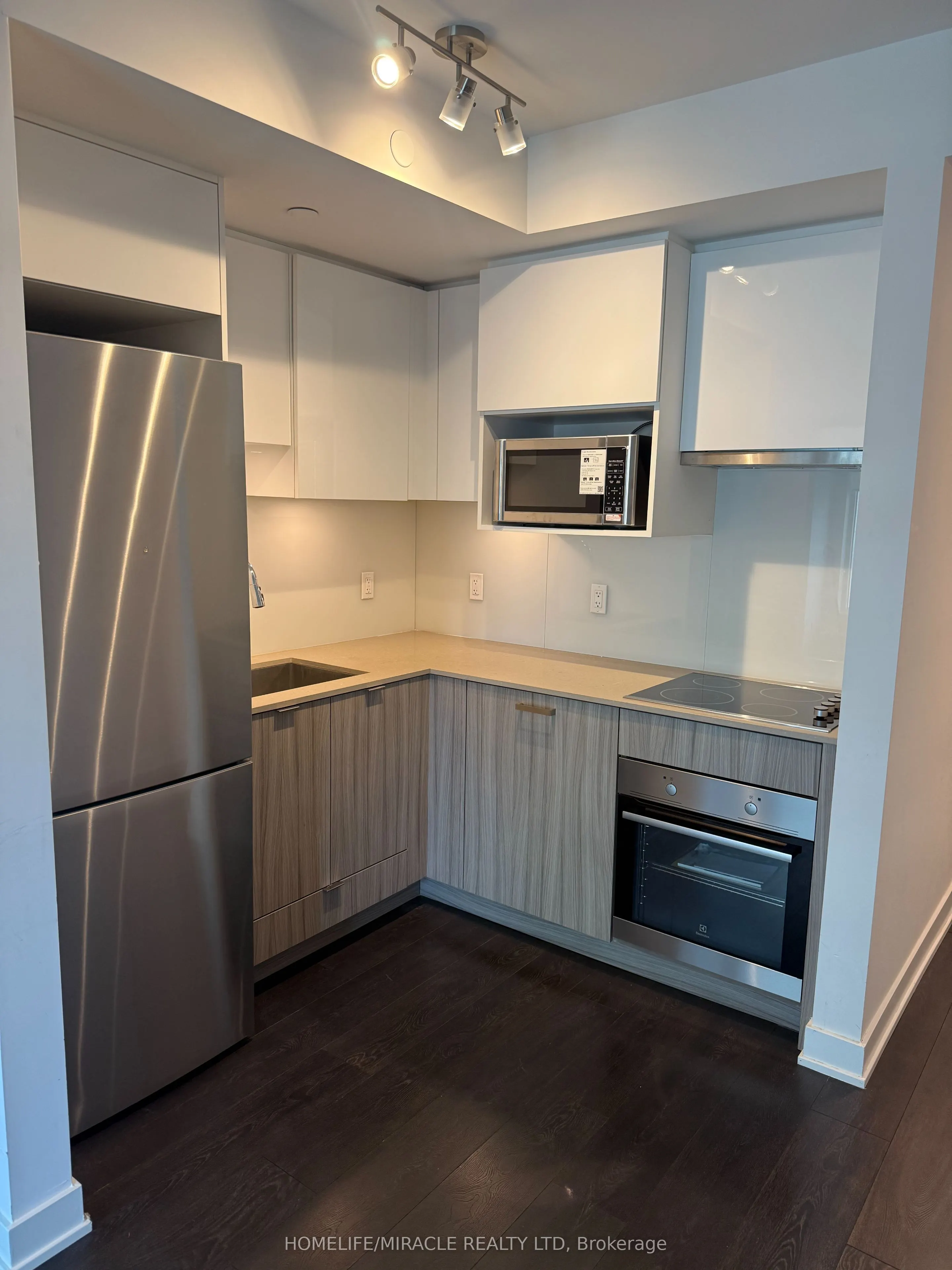 195 Redpath Avenue, #1614