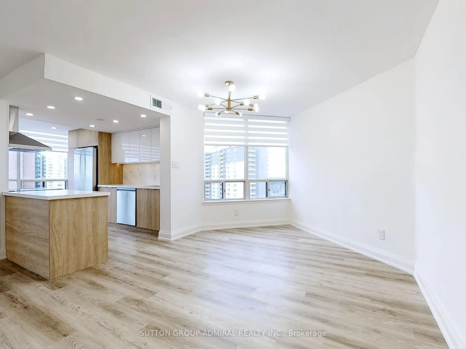 1101 Steeles Avenue W, #1210