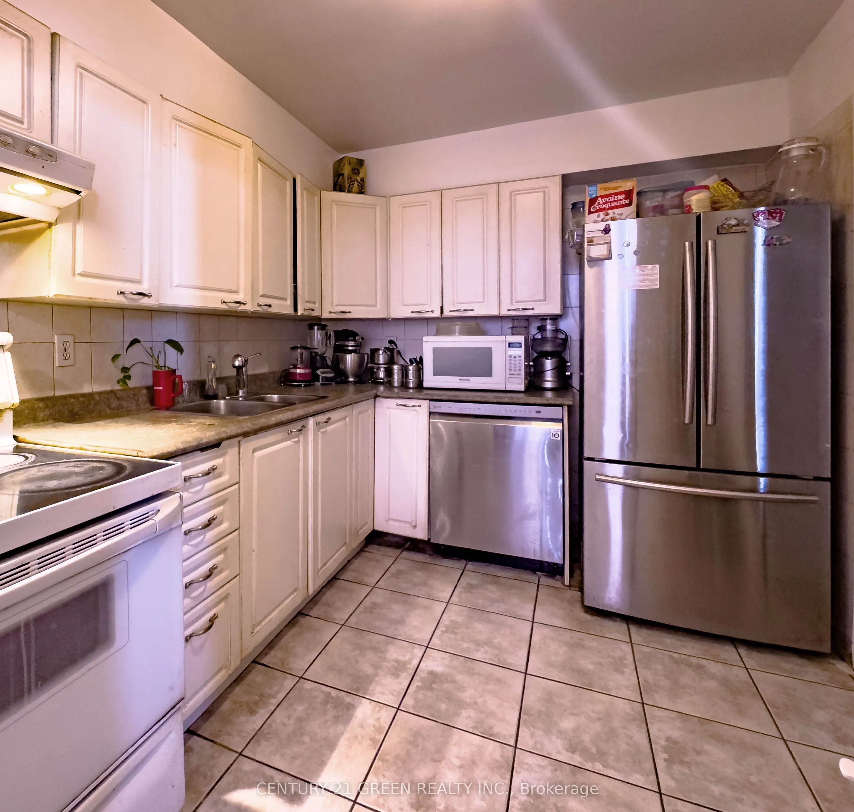 10 Edgecliff Golfway, #PH 3