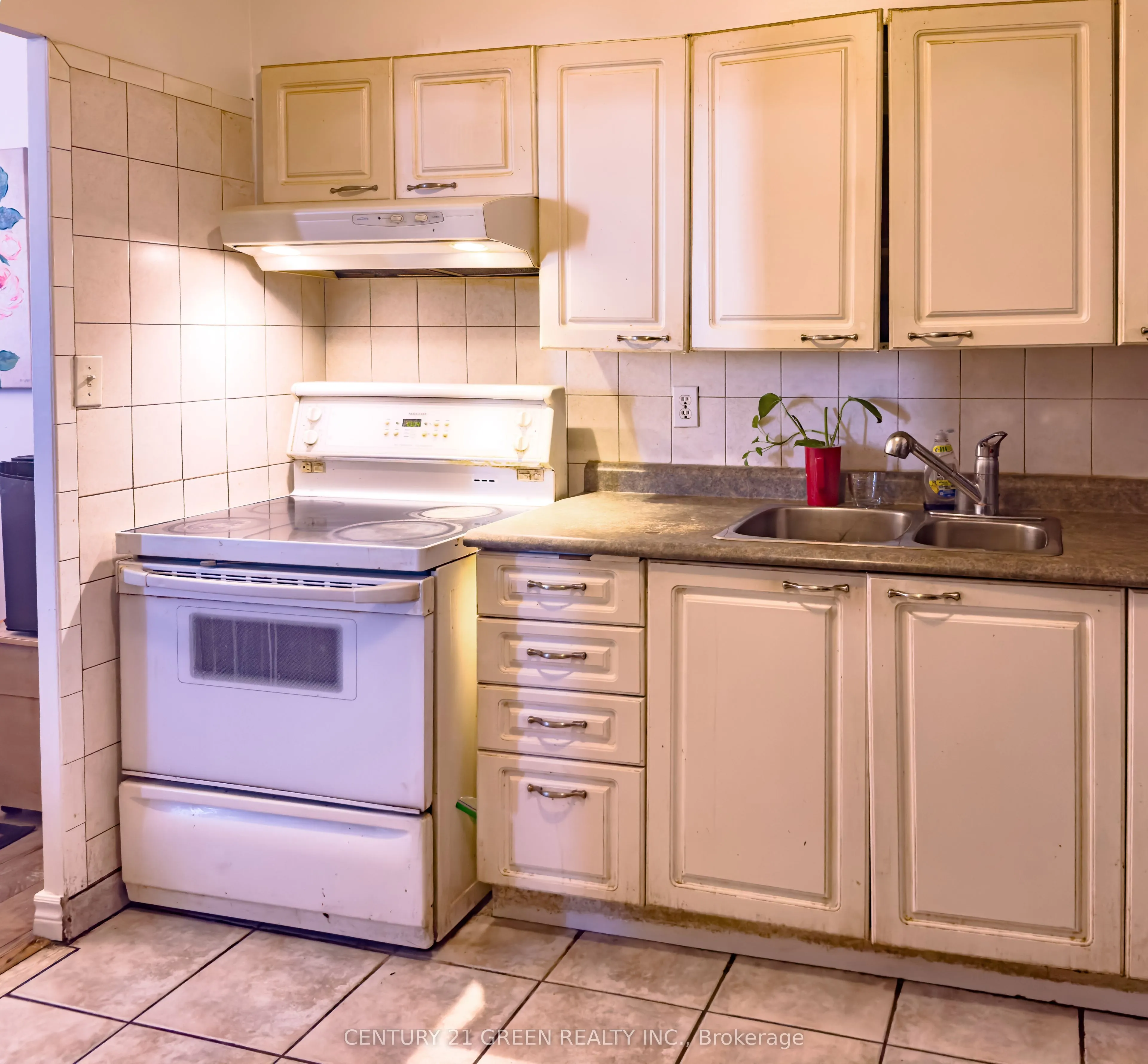 10 Edgecliff Golfway, #PH 3