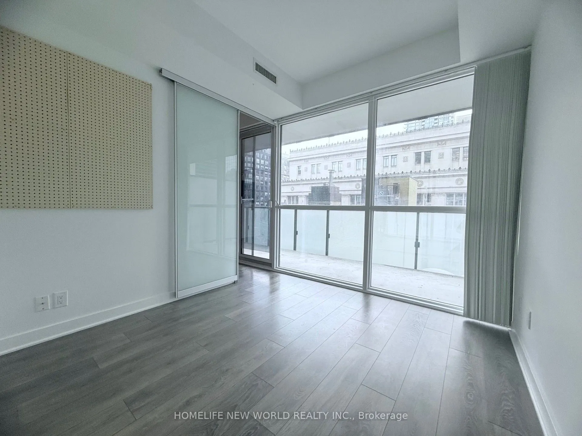 15 Grenville Street, #511