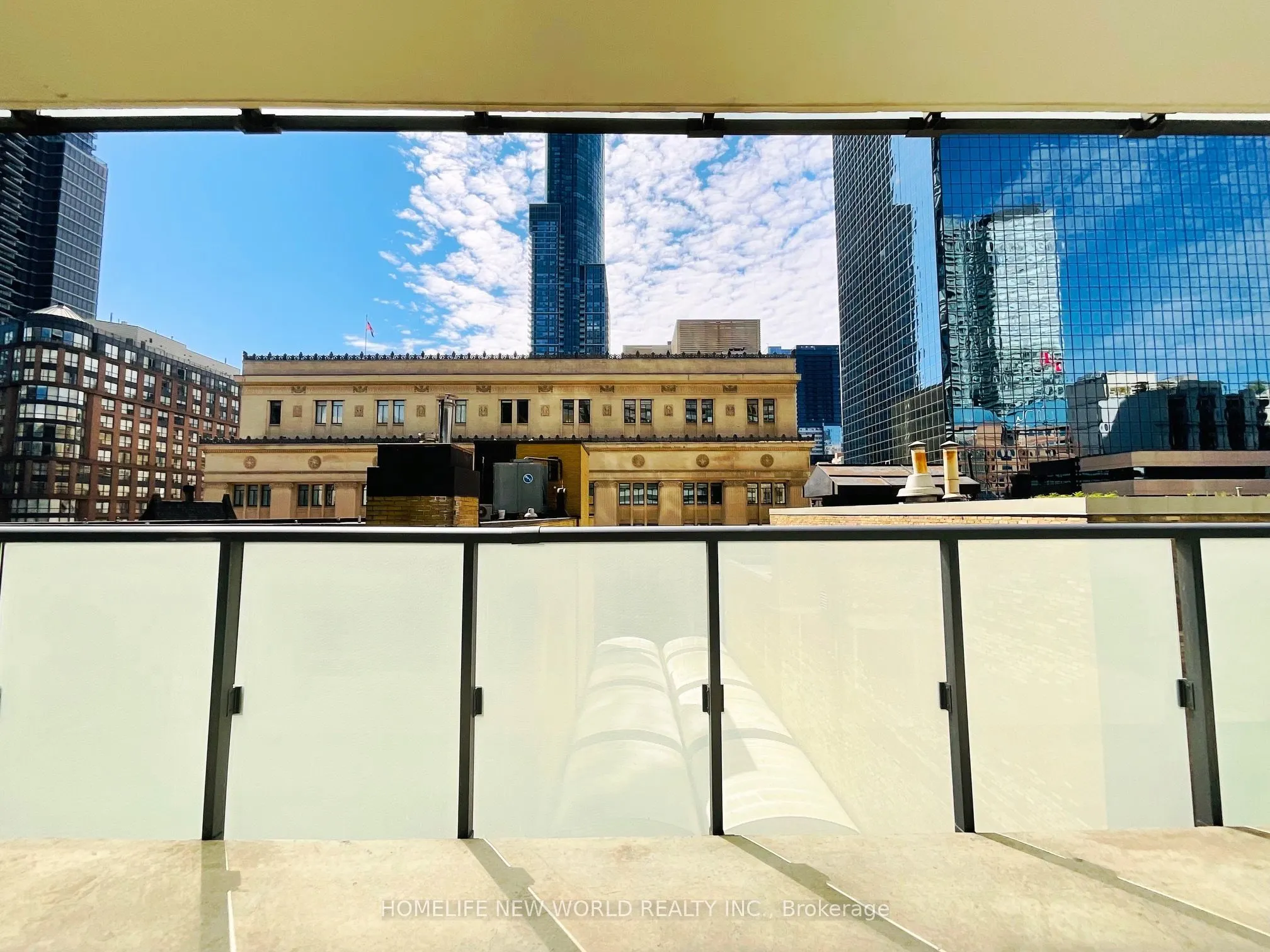 15 Grenville Street, #511