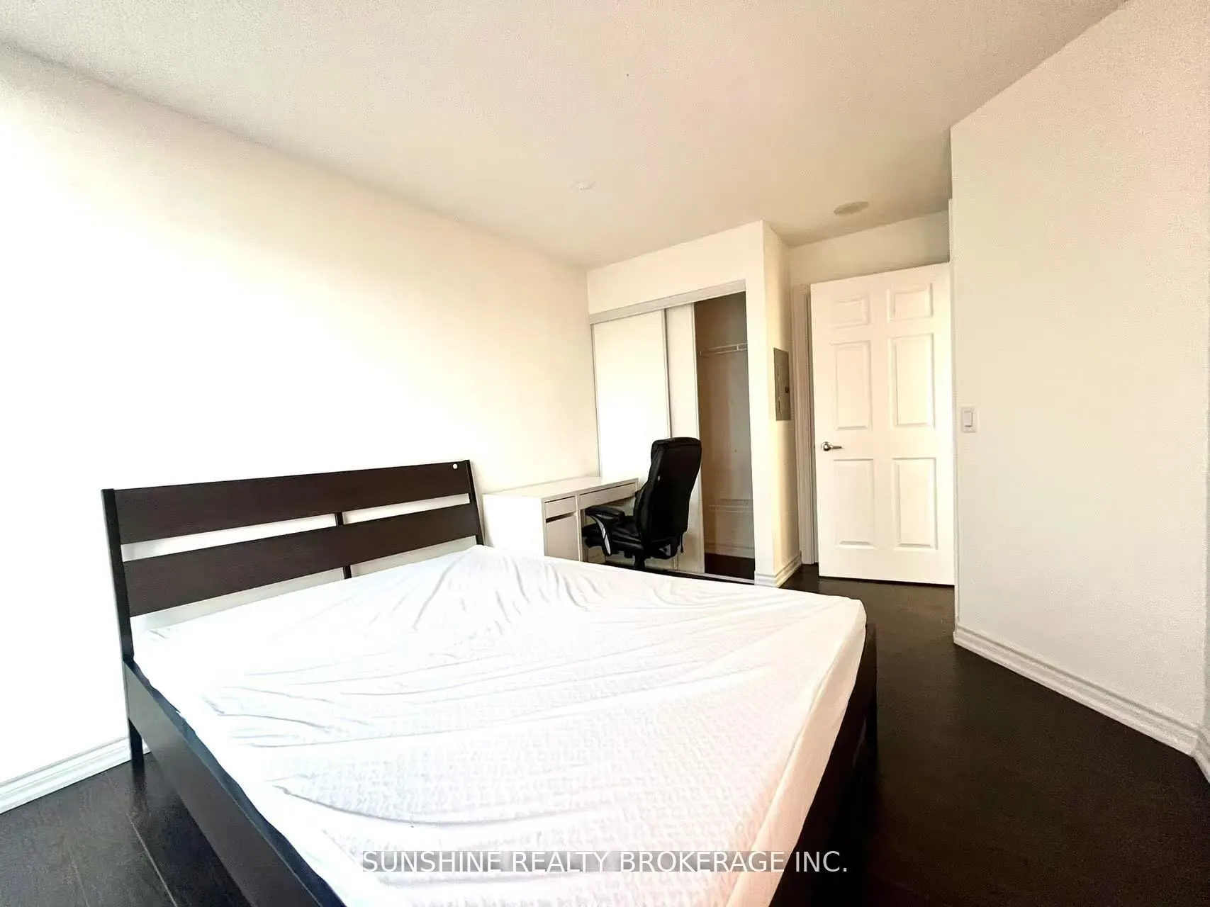 763 Bay Street, #3112
