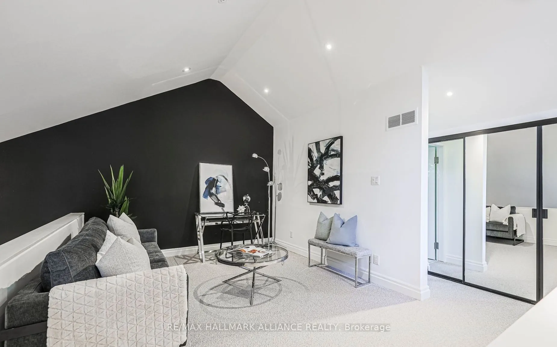 93A Balmoral Avenue