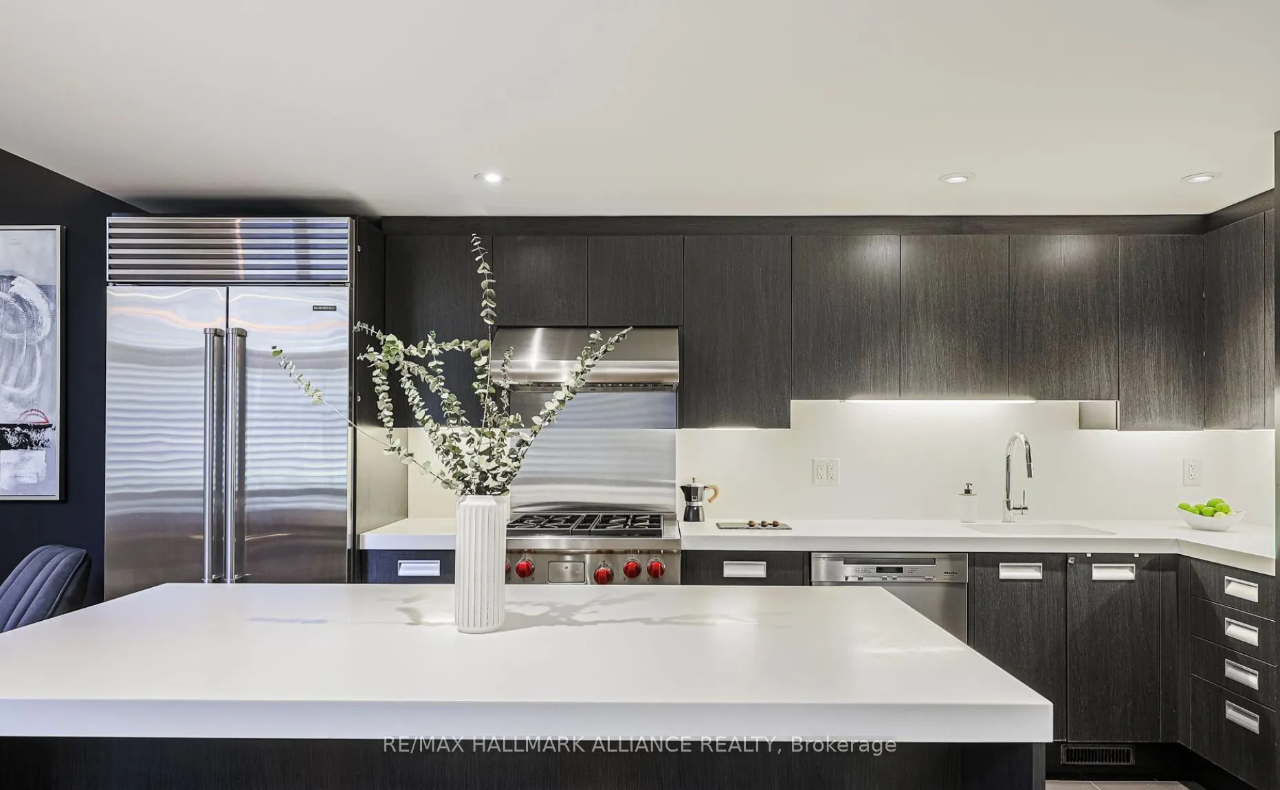 93A Balmoral Avenue