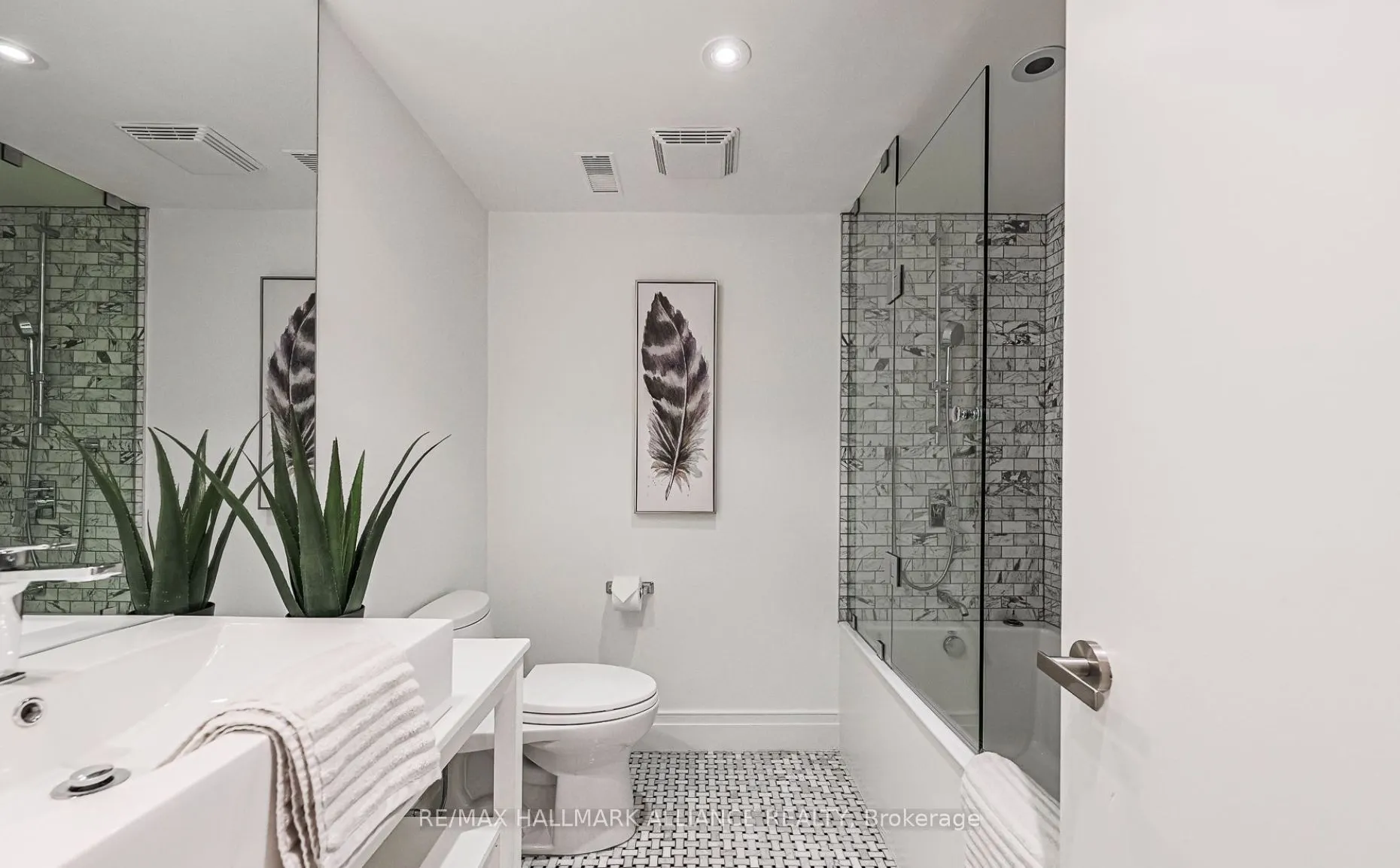 93A Balmoral Avenue