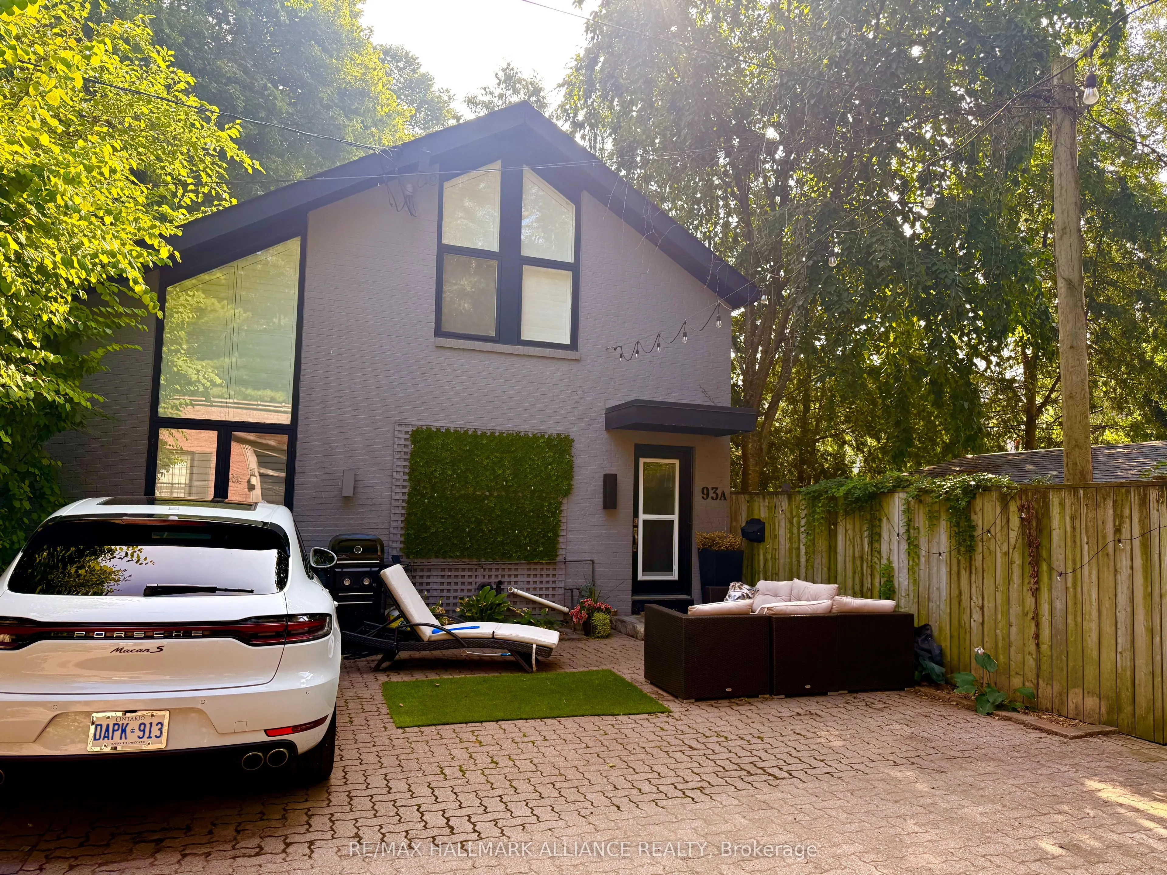 93A Balmoral Avenue