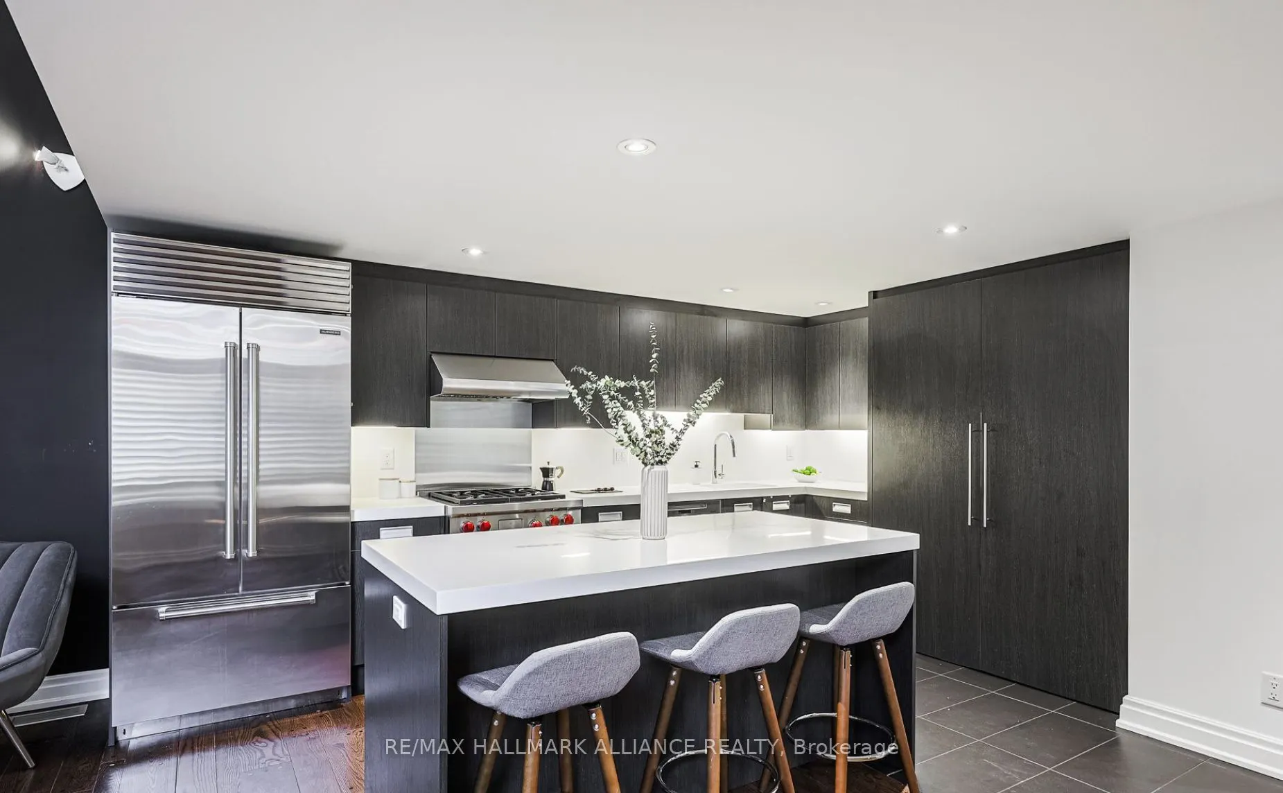 93A Balmoral Avenue