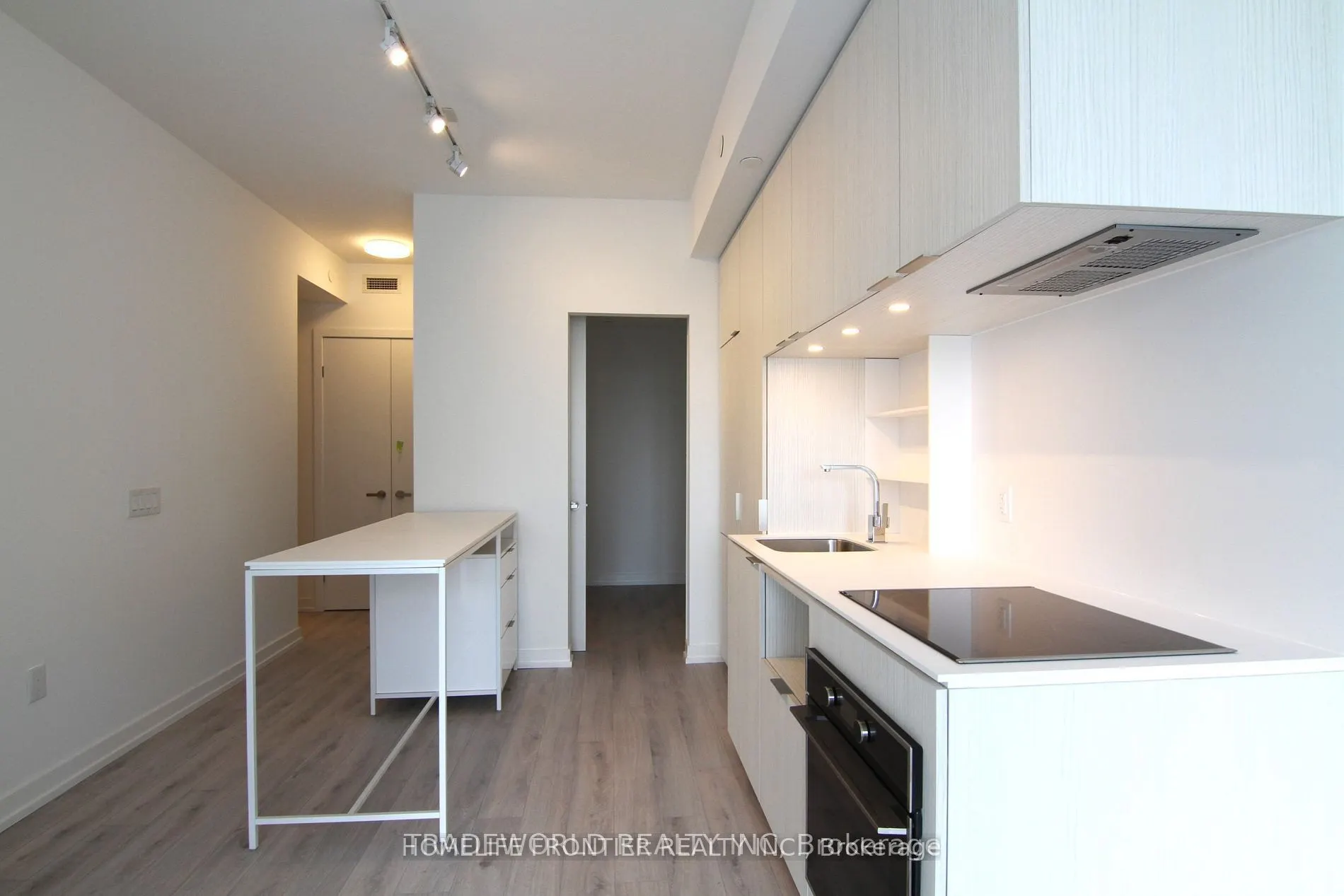 88 Queen Street E, #5216