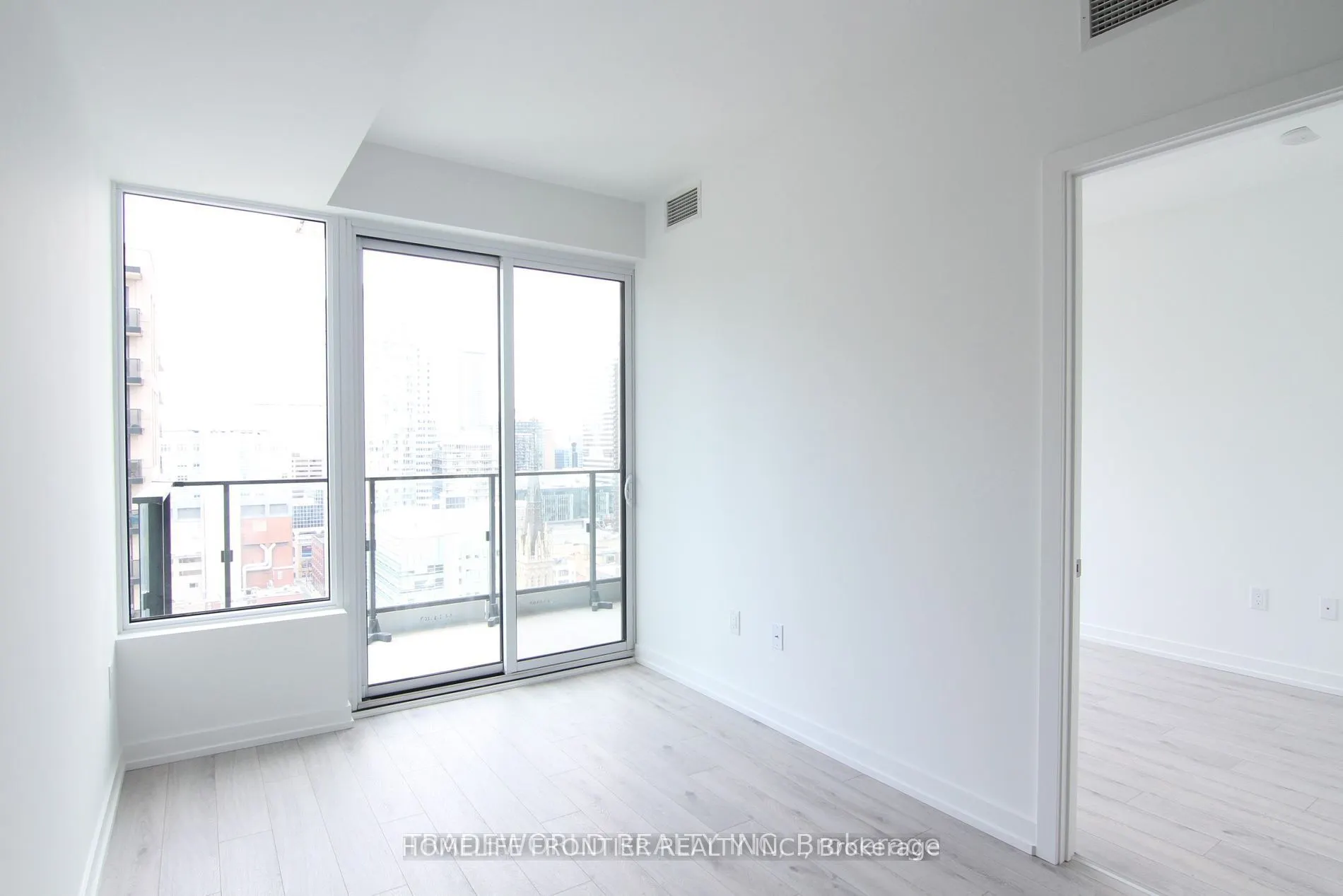 88 Queen Street E, #5216