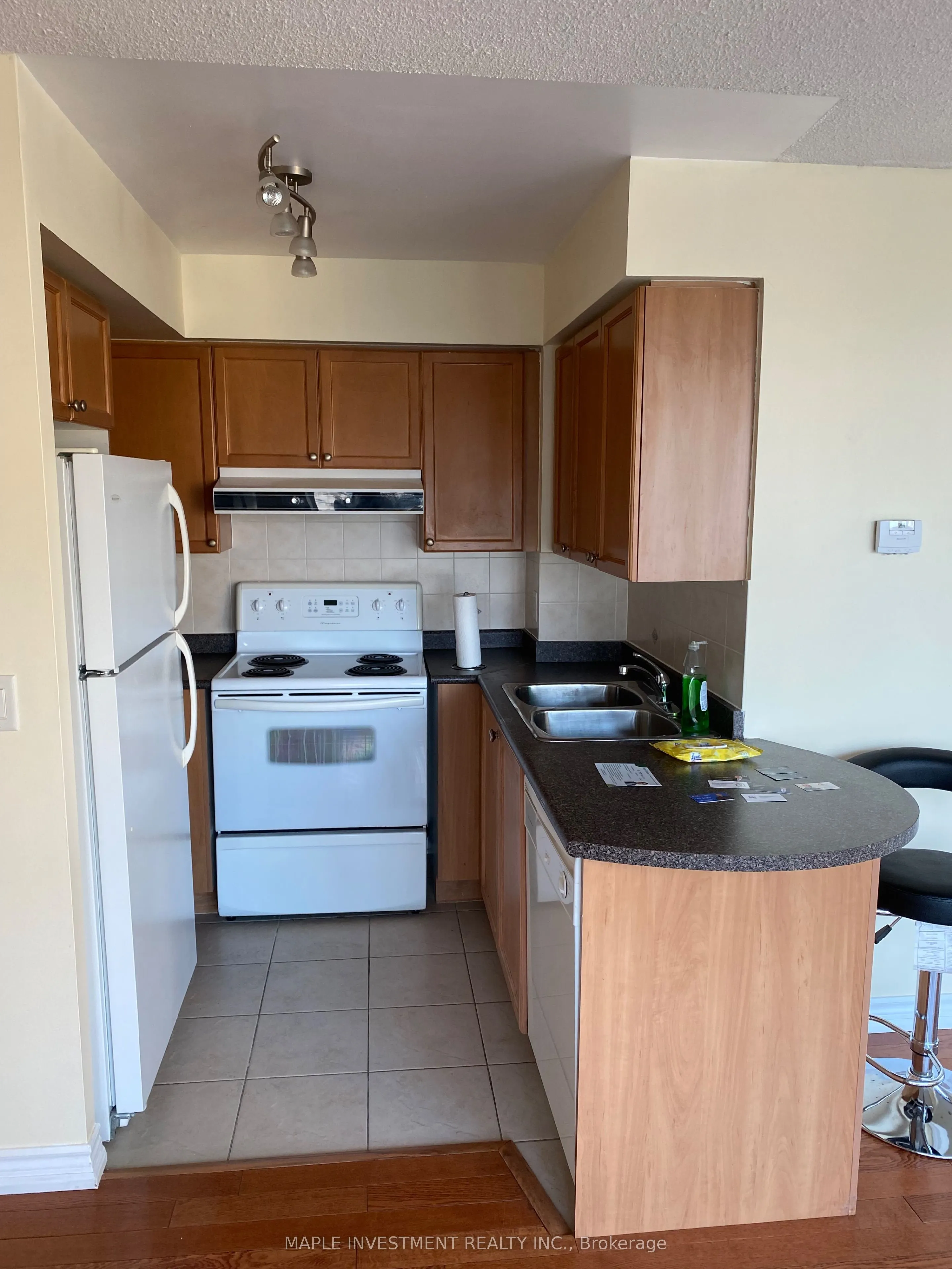 17 Barberry Place, #1214