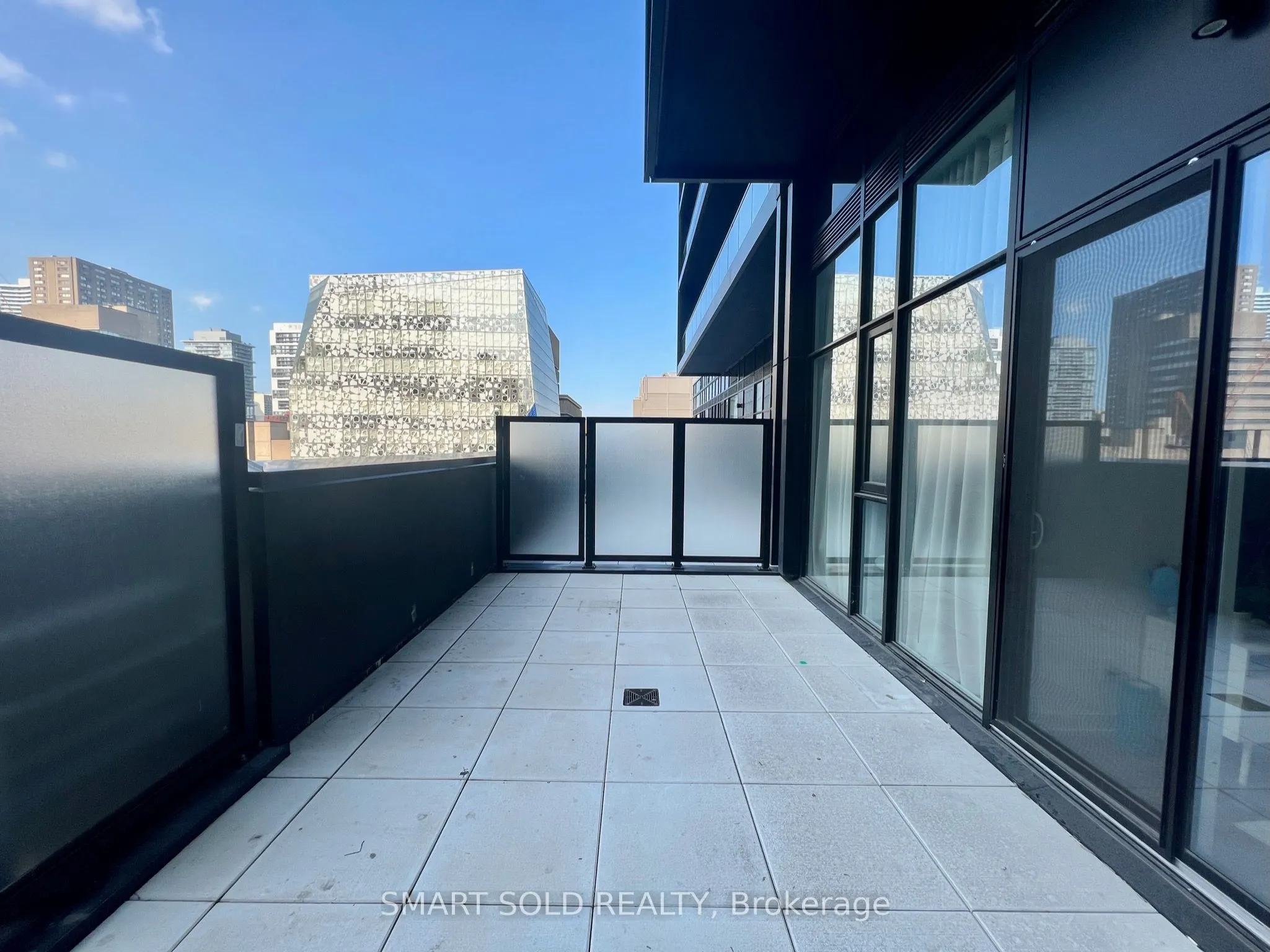 20 Edward Street, #411