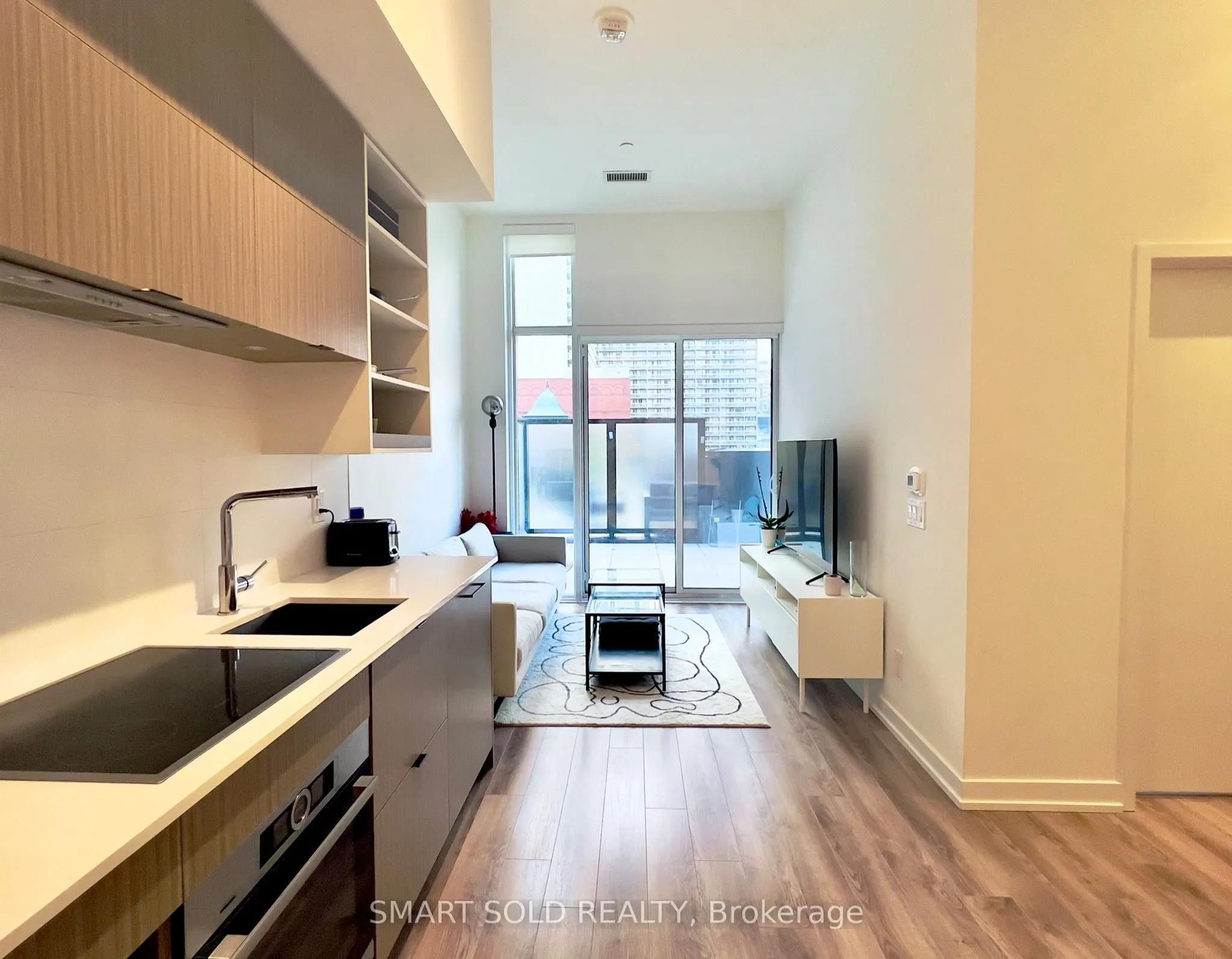 20 Edward Street, #411
