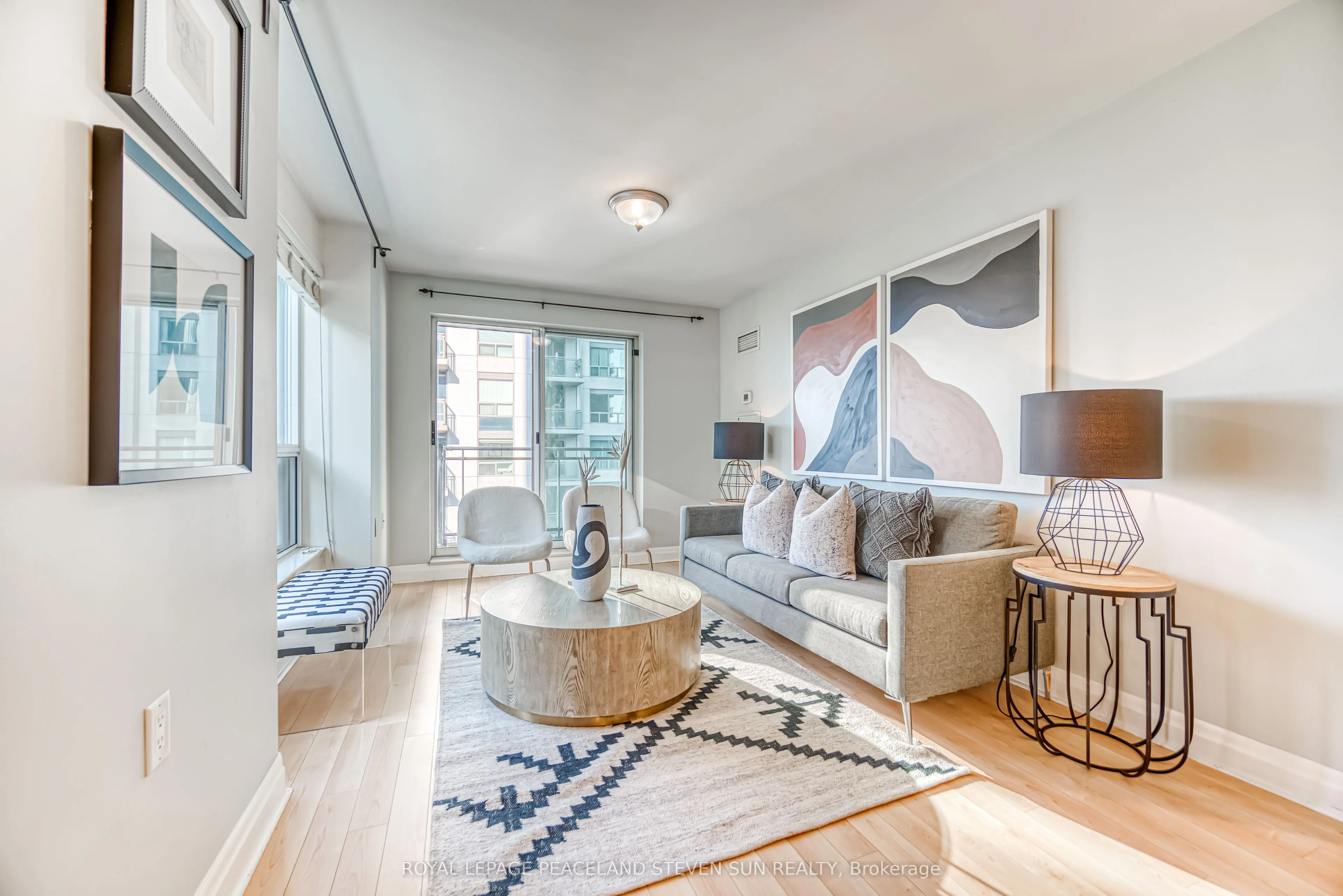 21 Hillcrest Avenue, #702