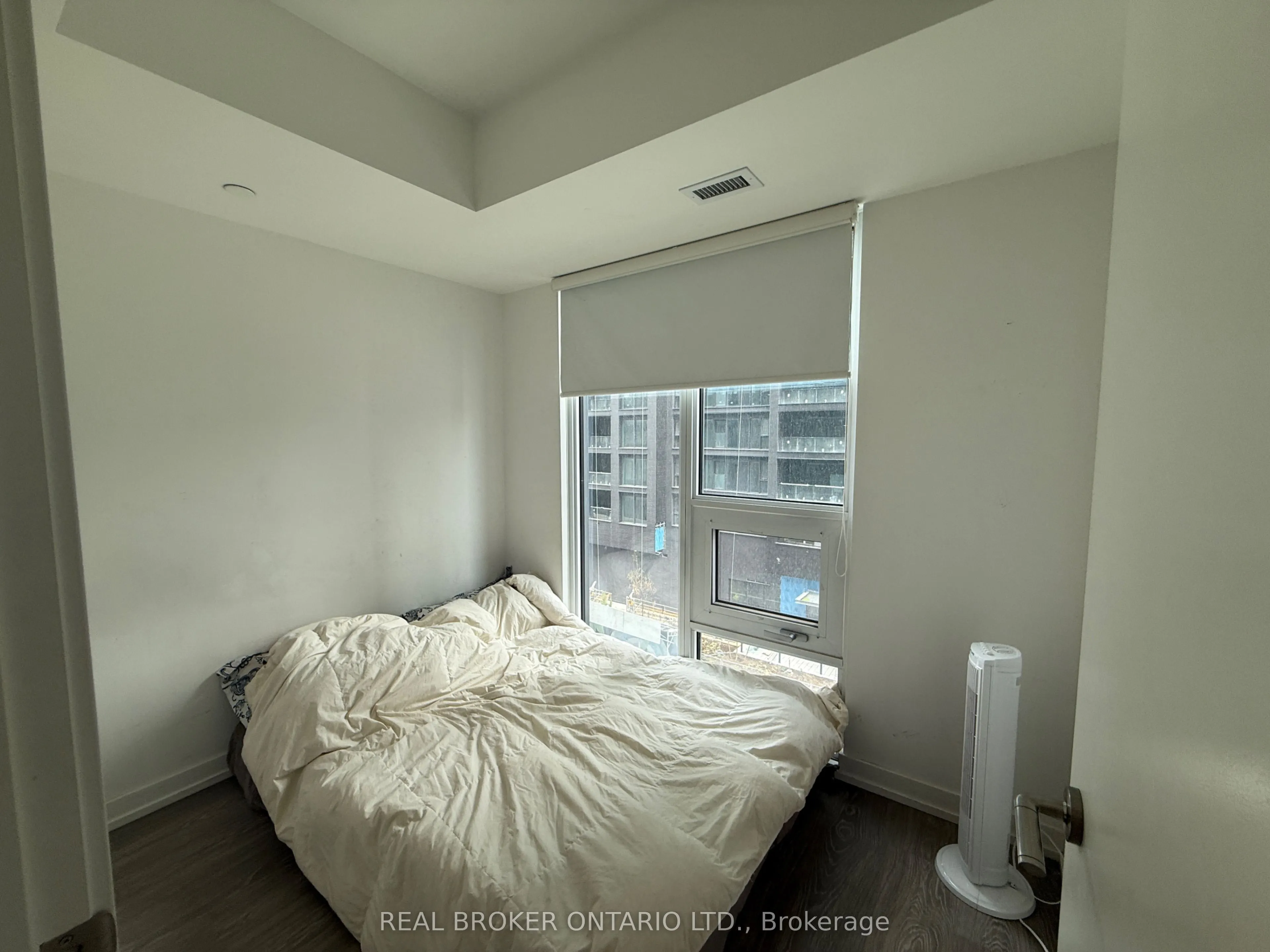 19 Western Battery Road, #306