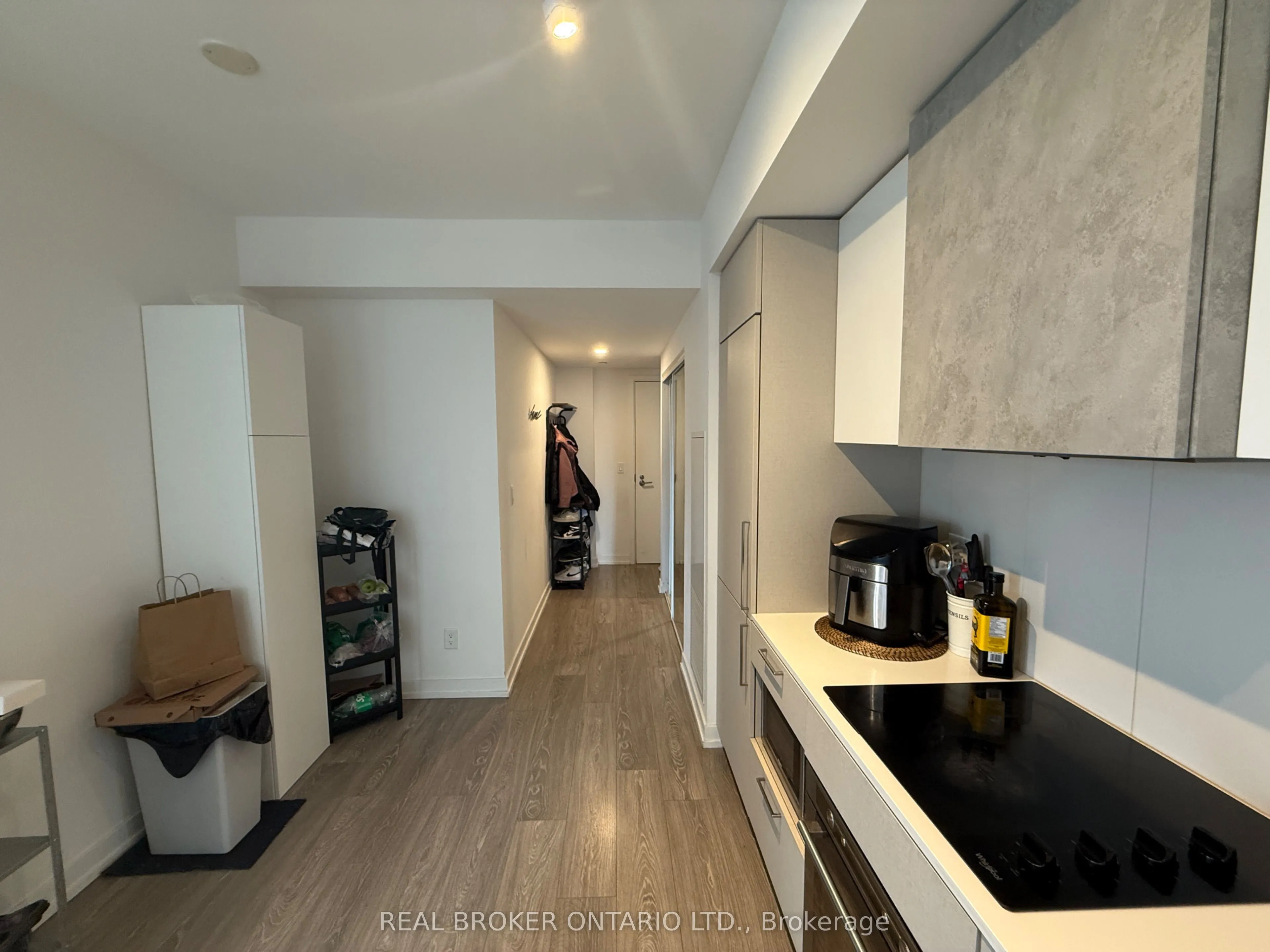 19 Western Battery Road, #306