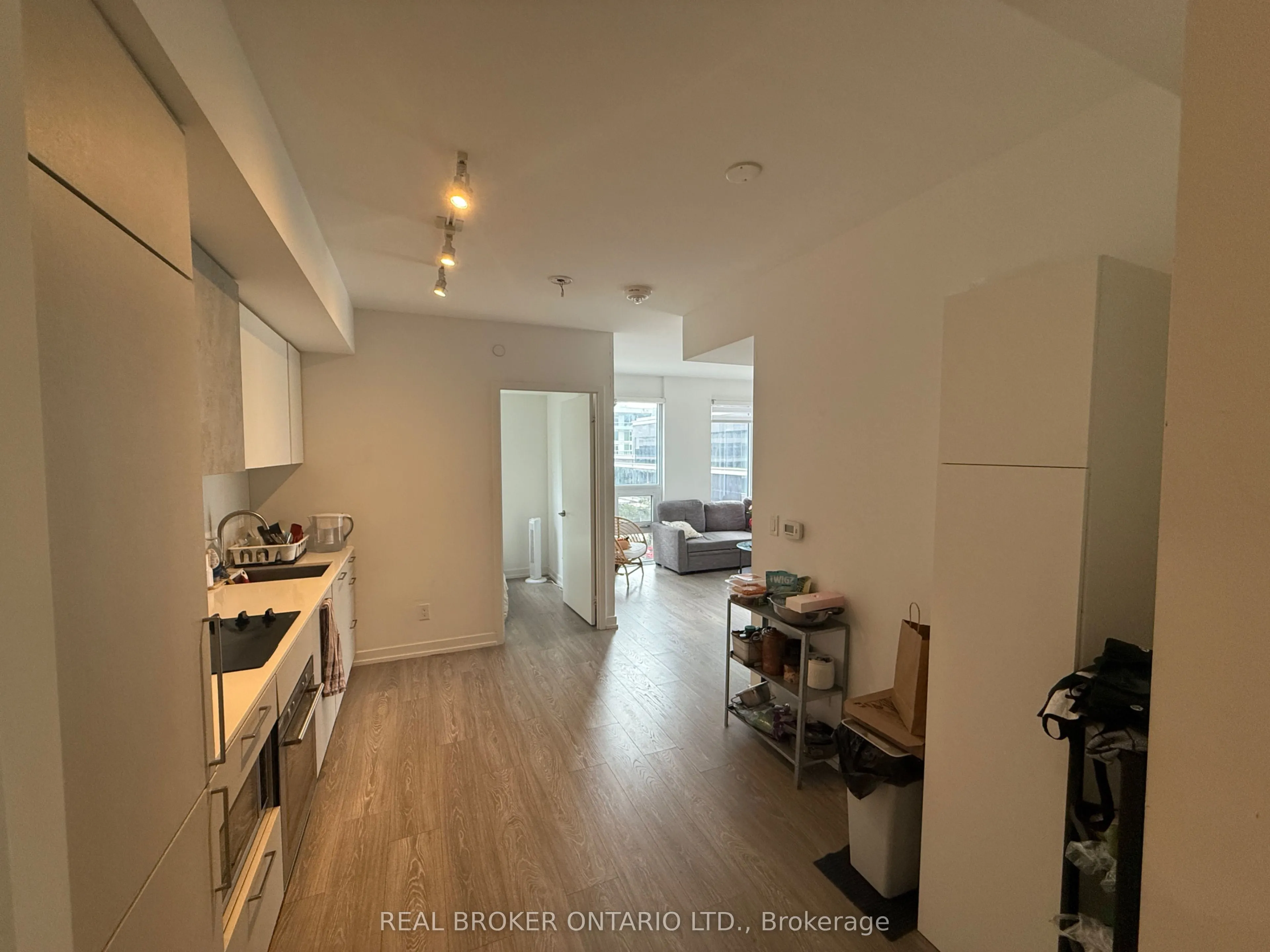 19 Western Battery Road, #306
