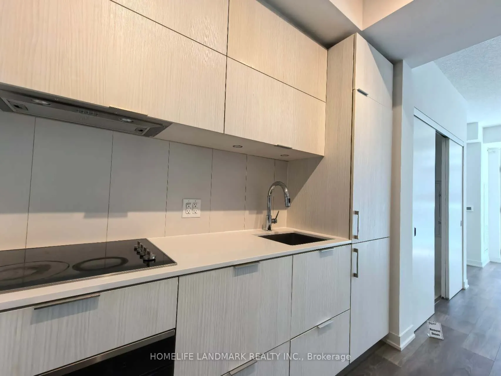 20 Richardson Street, #409