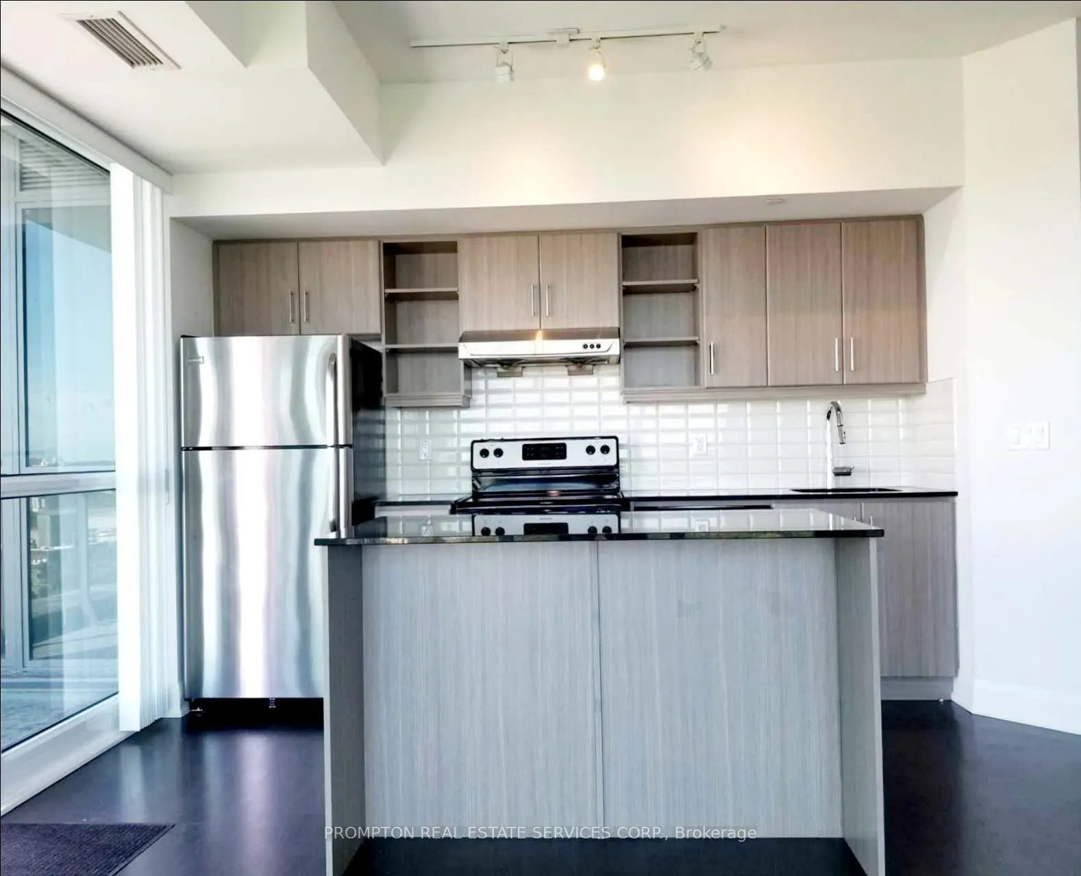 160 Vanderhoof Avenue, #1505