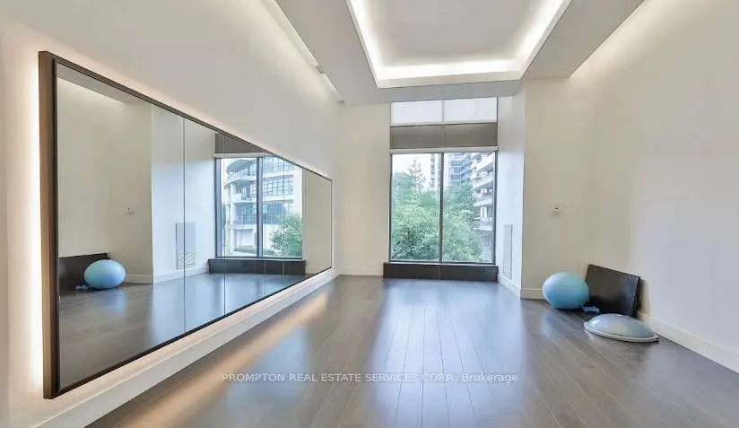 160 Vanderhoof Avenue, #1505