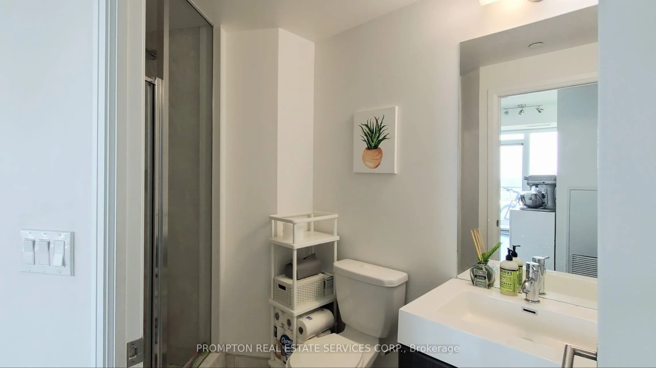 160 Vanderhoof Avenue, #1505