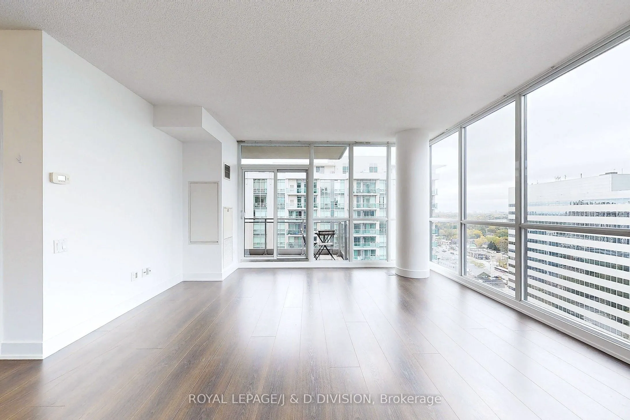 23 Sheppard Avenue E, #2210