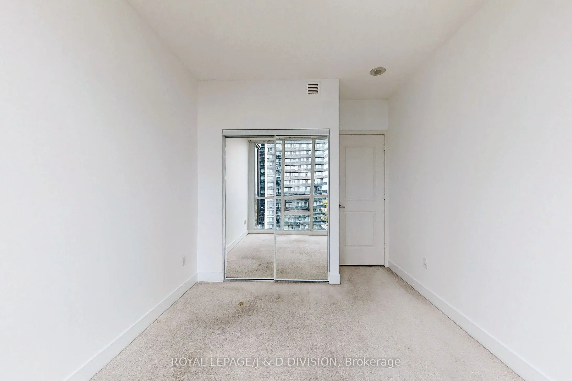 23 Sheppard Avenue E, #2210