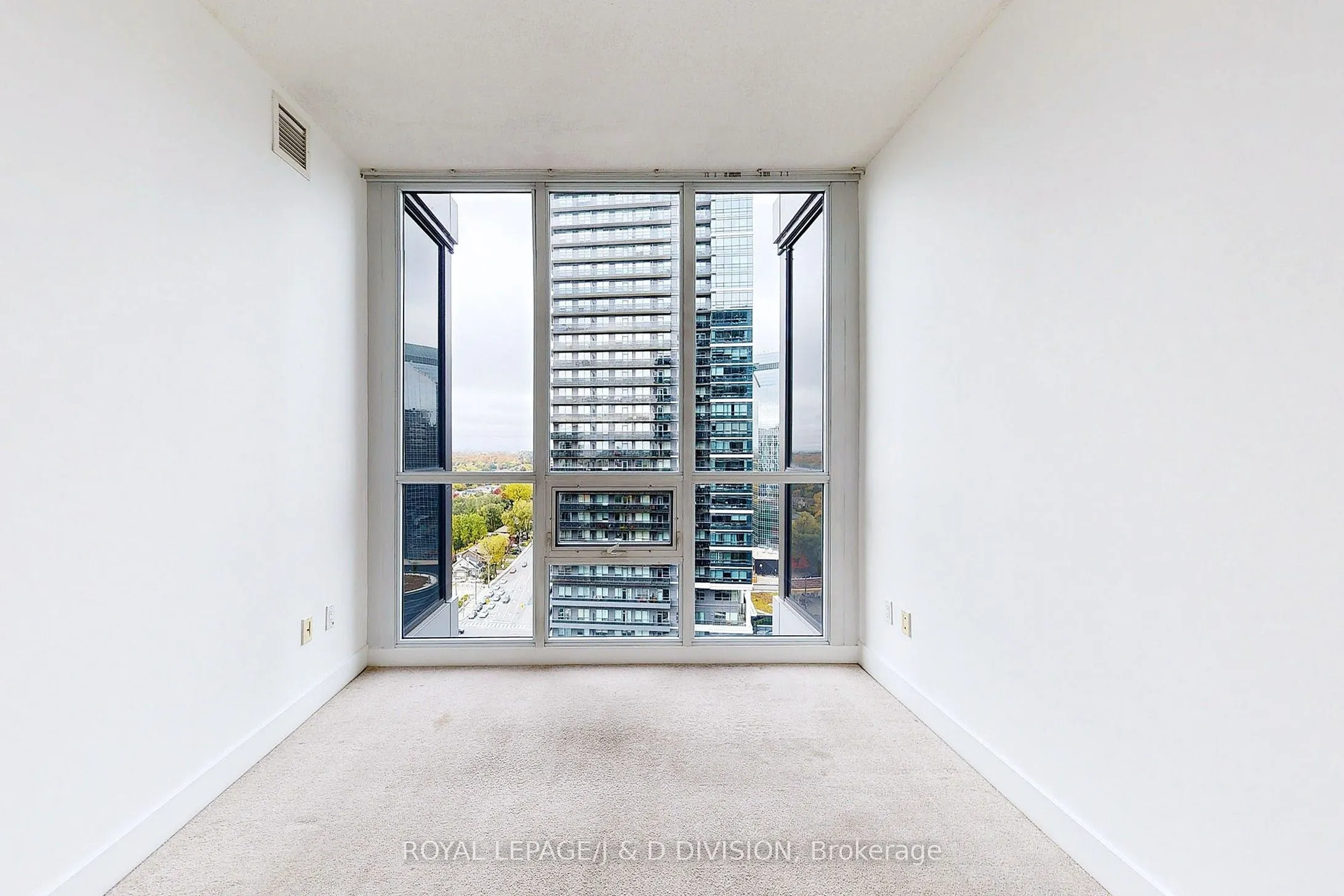 23 Sheppard Avenue E, #2210
