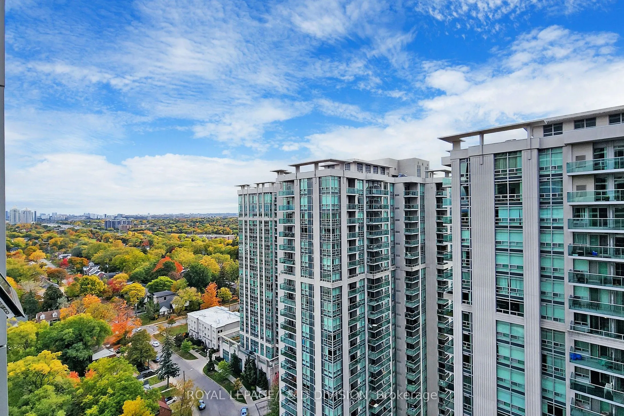 23 Sheppard Avenue E, #2210