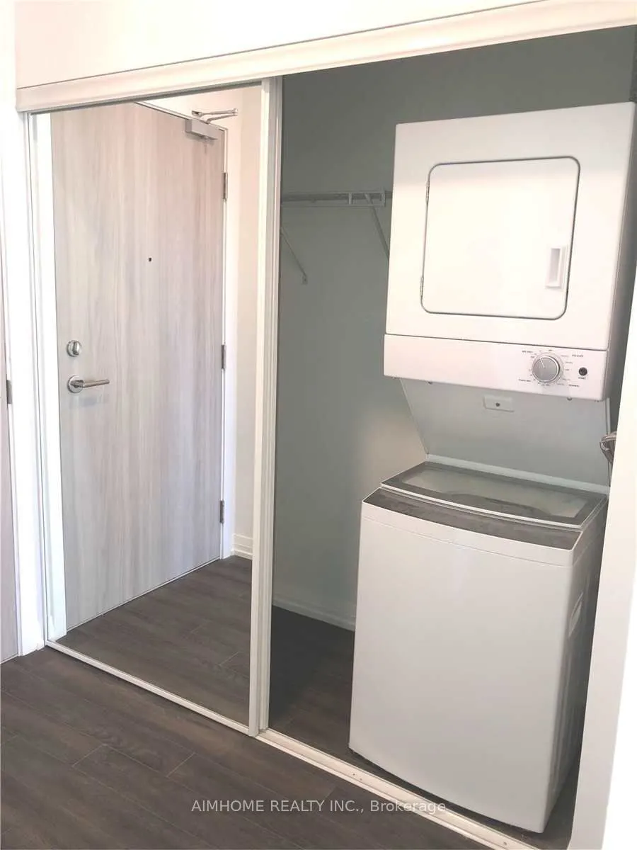 75 Canterbury Place, ##2717