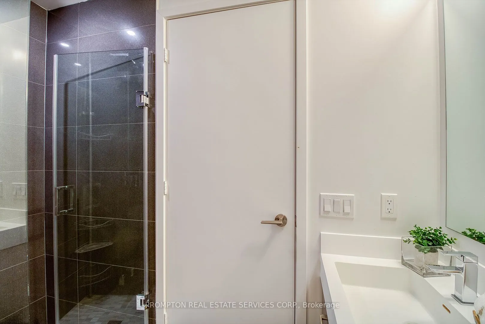 1 Yorkville Avenue, #2602