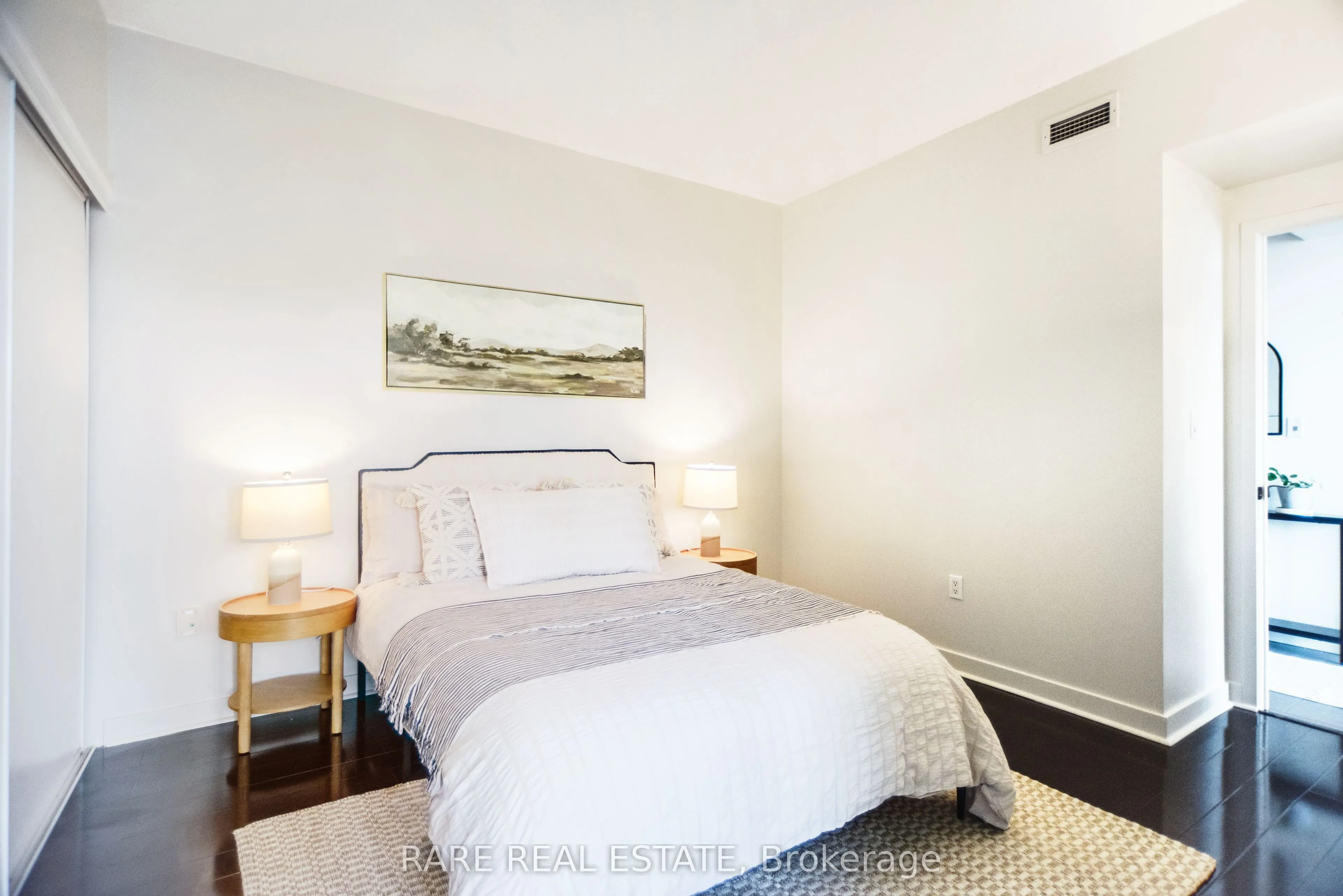 15 Brunel Court, #915