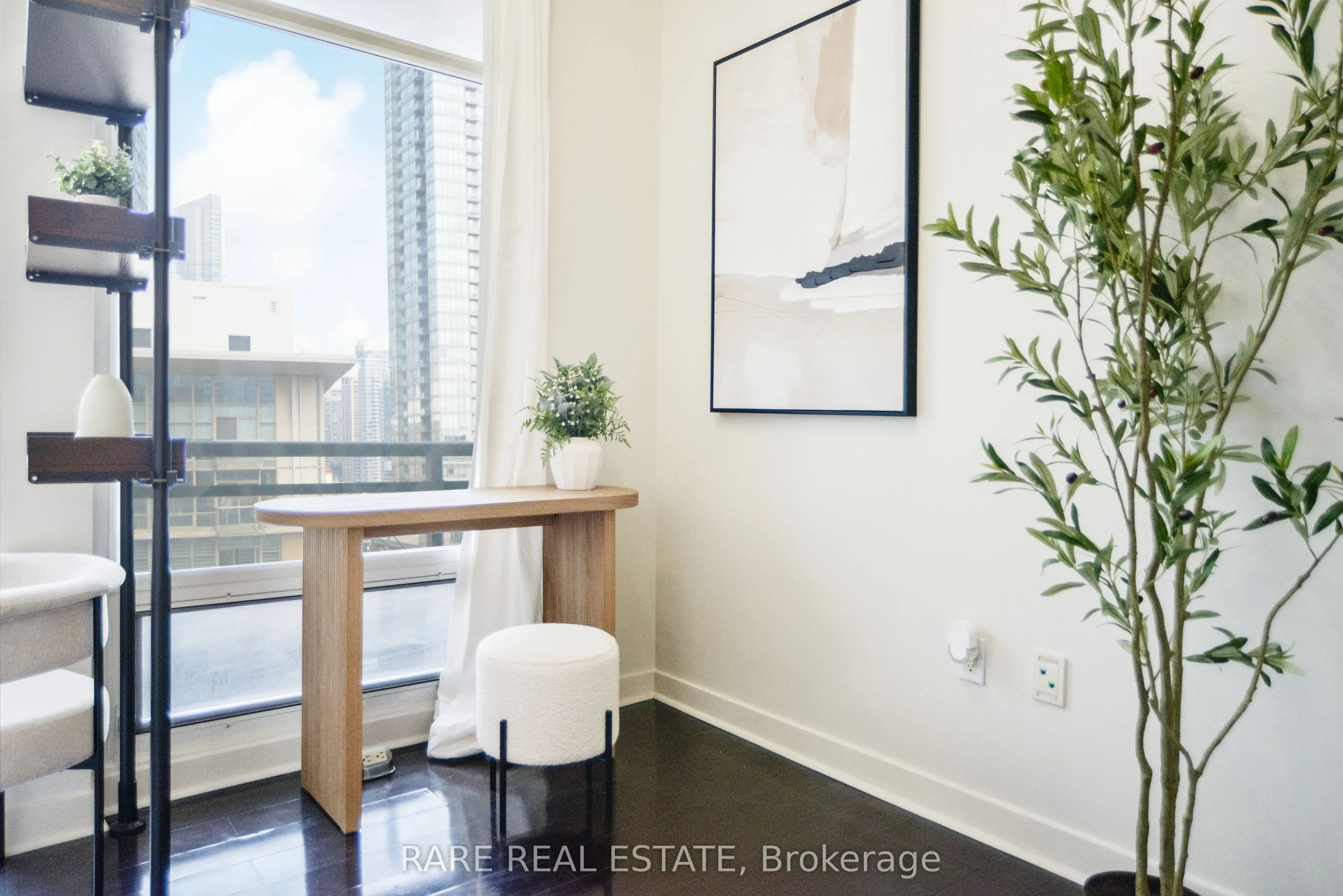 15 Brunel Court, #915