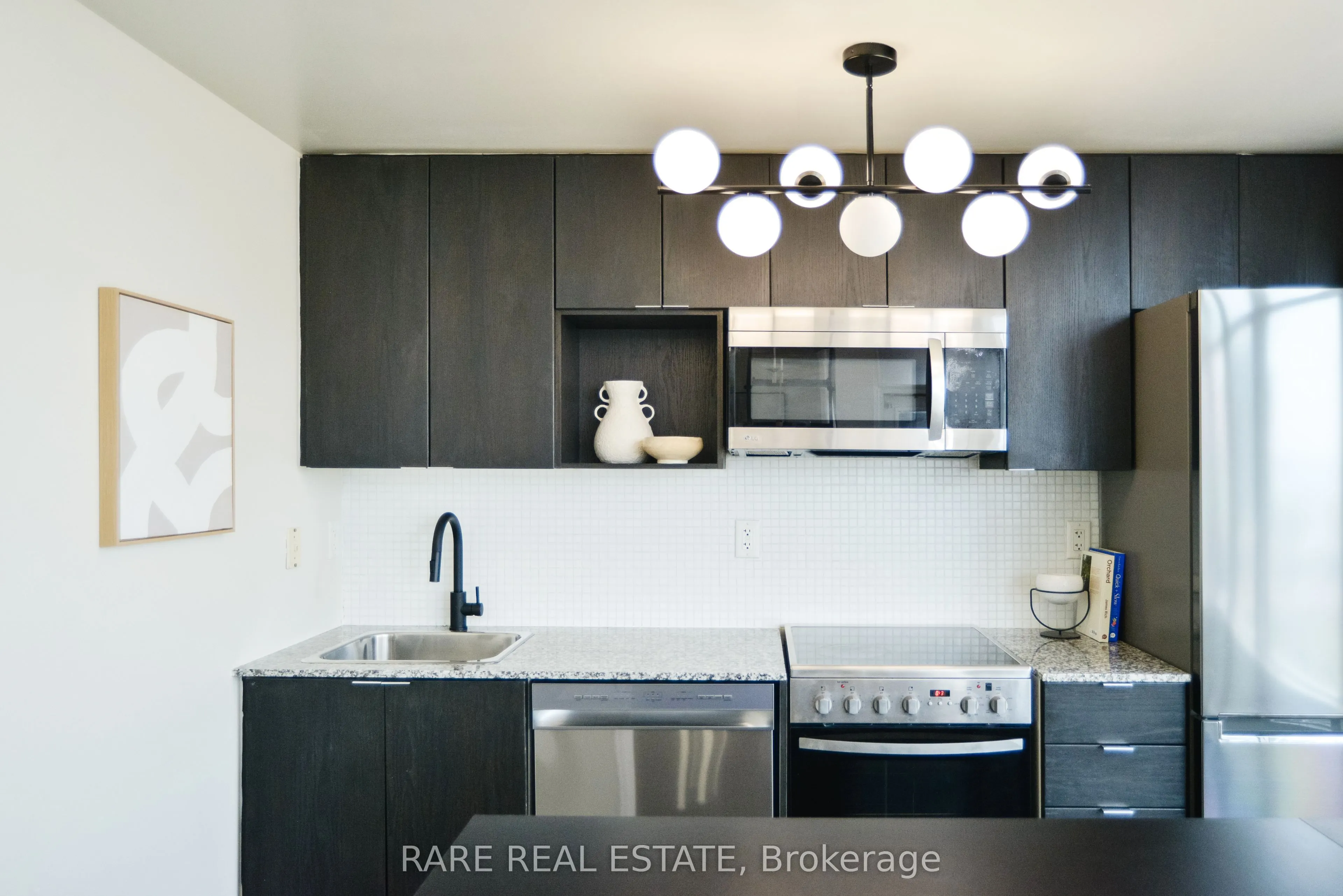 15 Brunel Court, #915