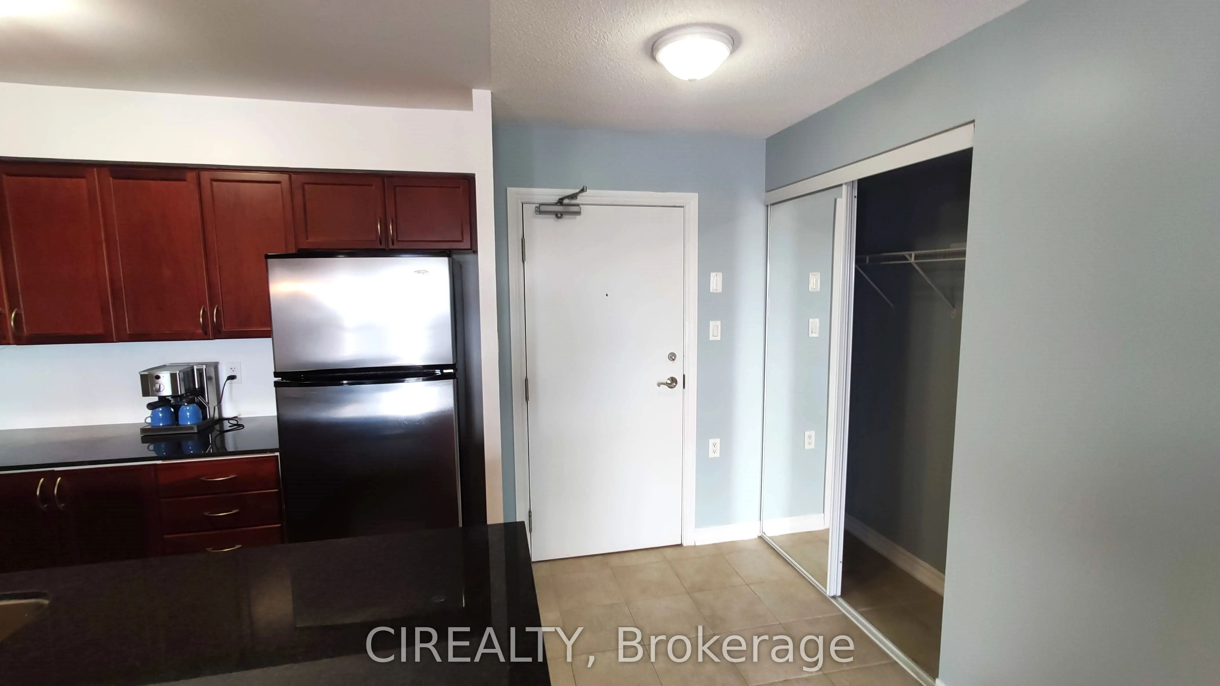 872 Sheppard Avenue W, #607