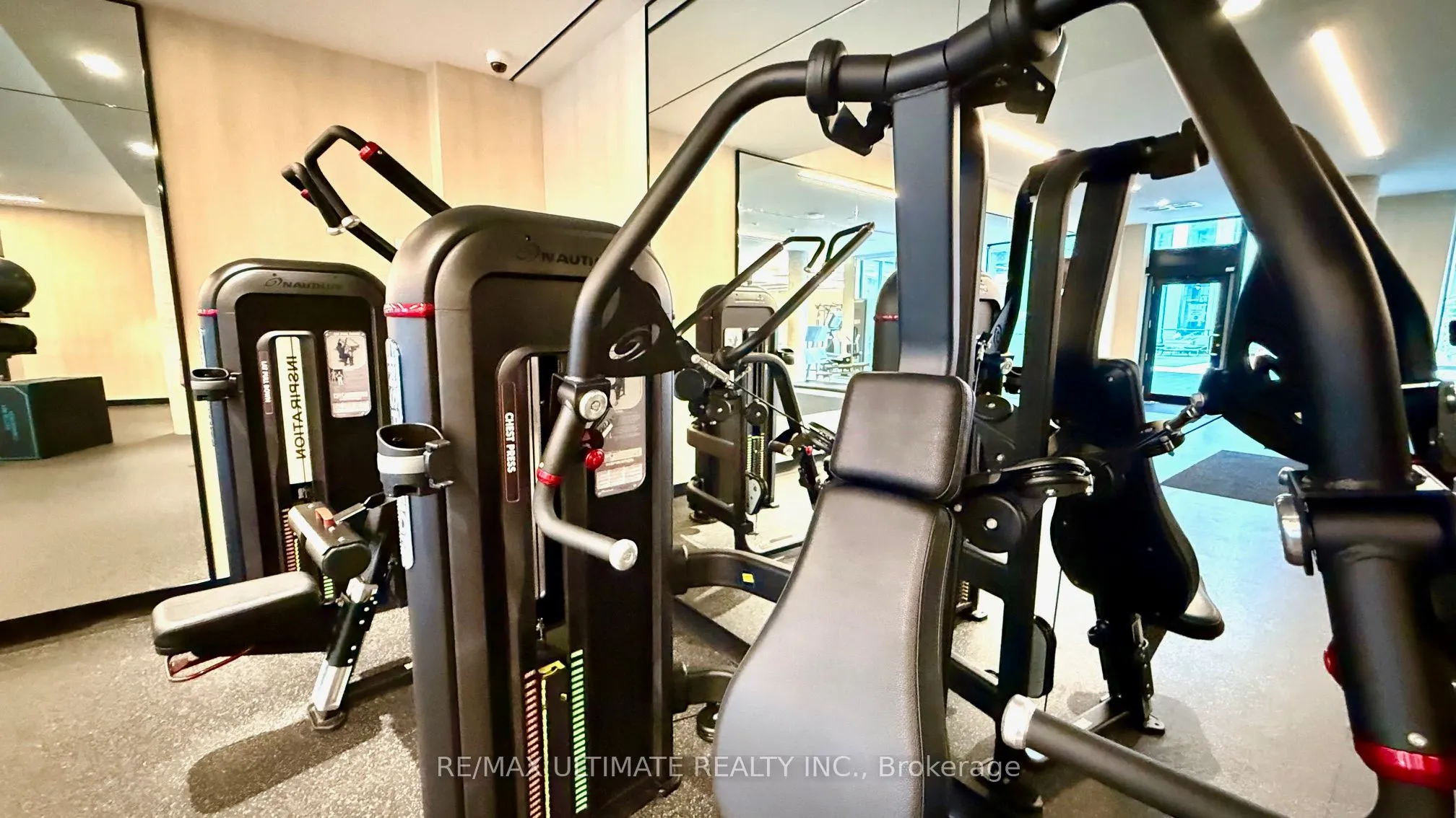 2020 Bathurst Street, #815