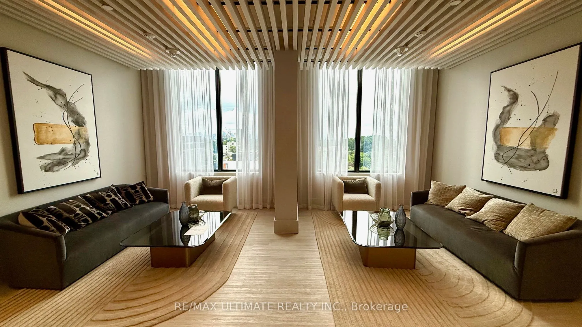 2020 Bathurst Street, #815