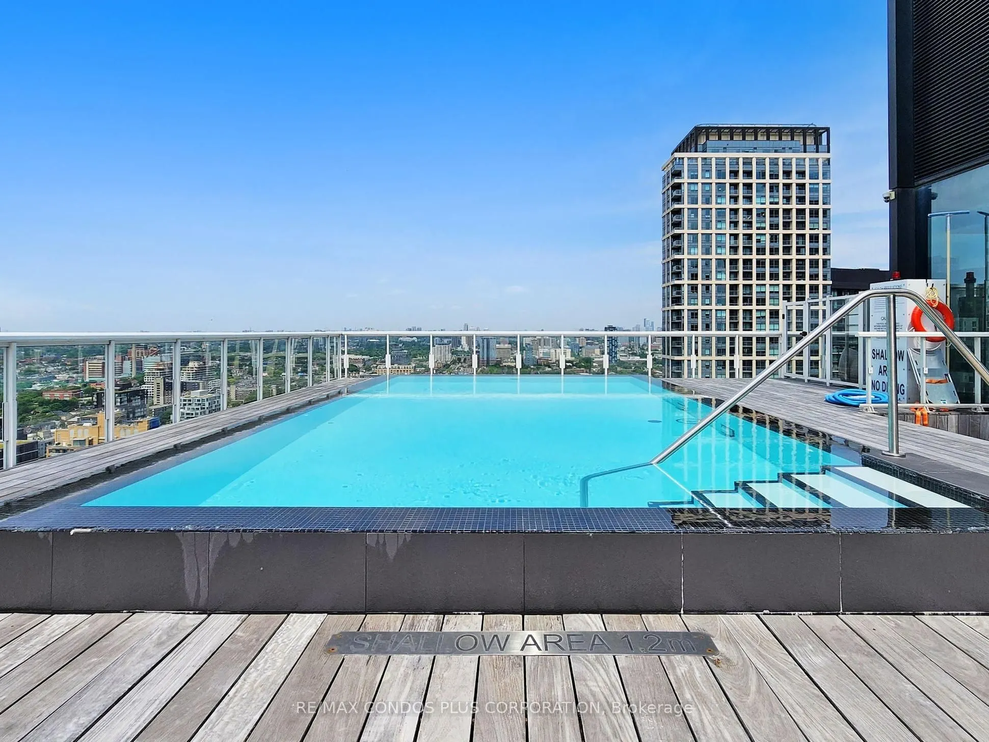 11 Charlotte Street, #1401