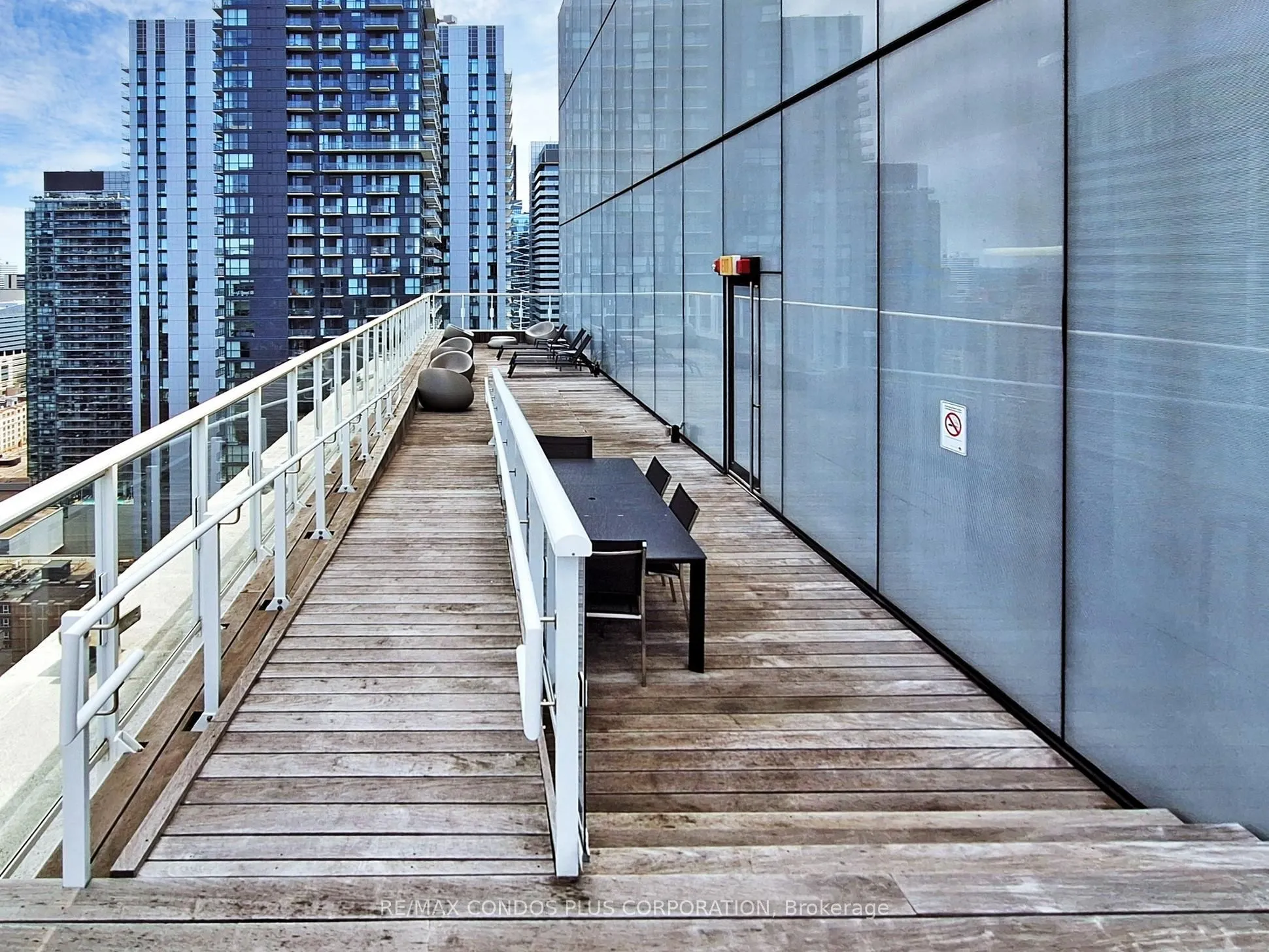 11 Charlotte Street, #1401