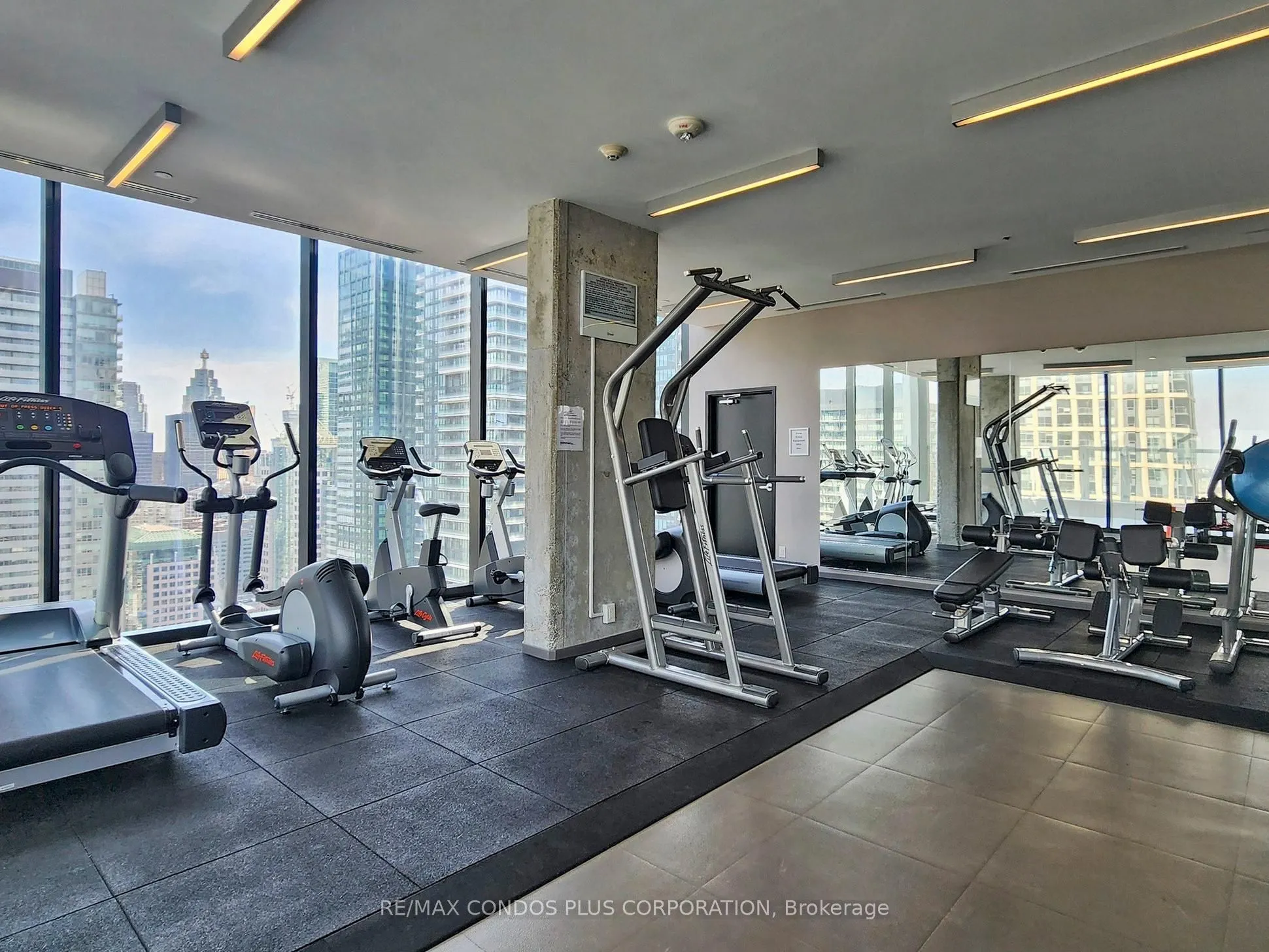 11 Charlotte Street, #1401