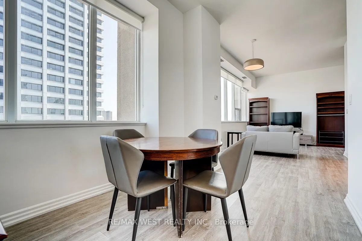 797 Don Mills Road, #1001
