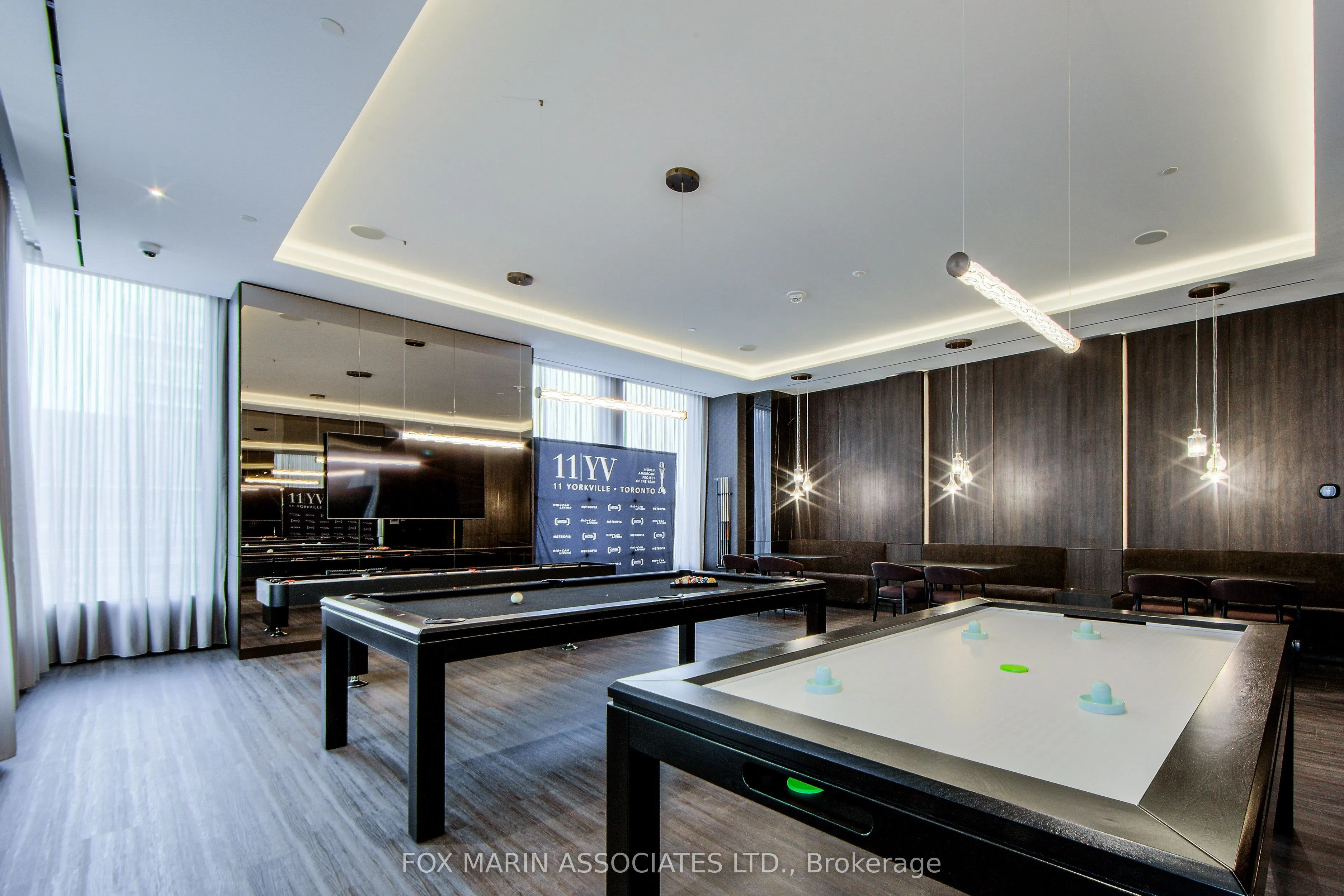 11 Yorkville Avenue, #916