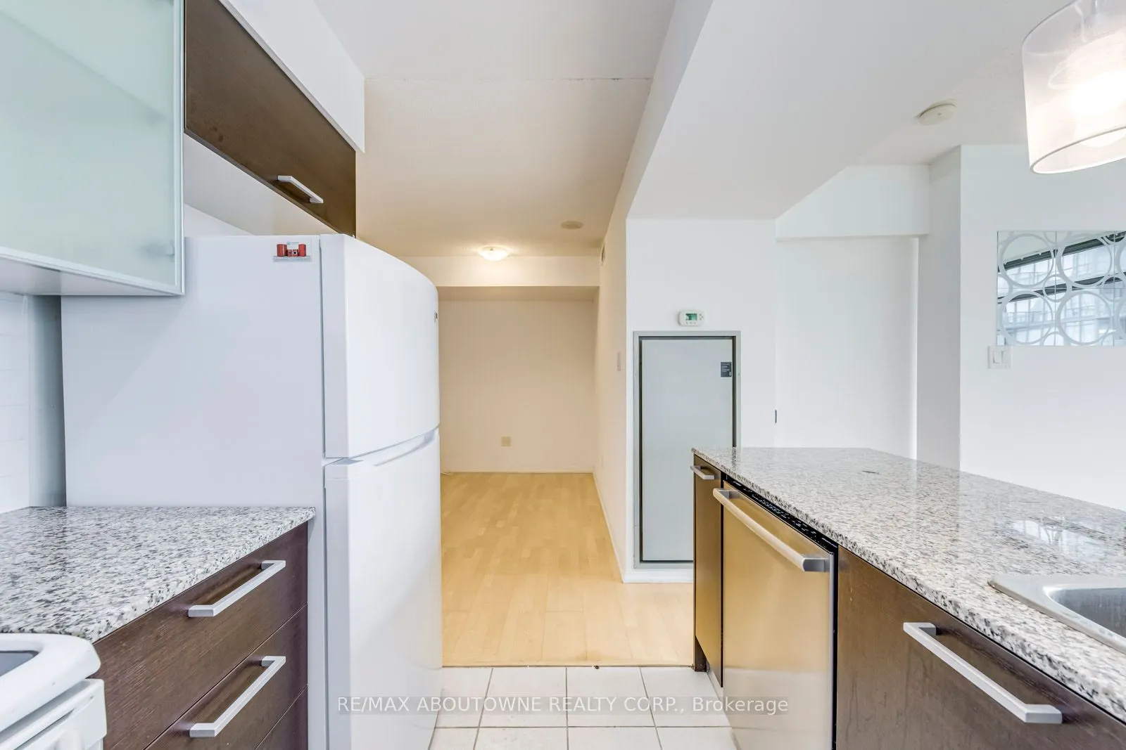 38 Grenville Street, #1502
